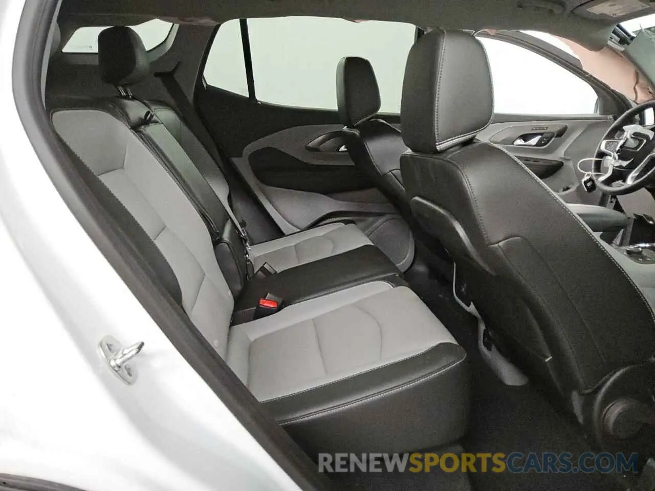 11 fotografías del automóvil dañado 3GKALVEG5RL326685 GMC TERRAIN 2024