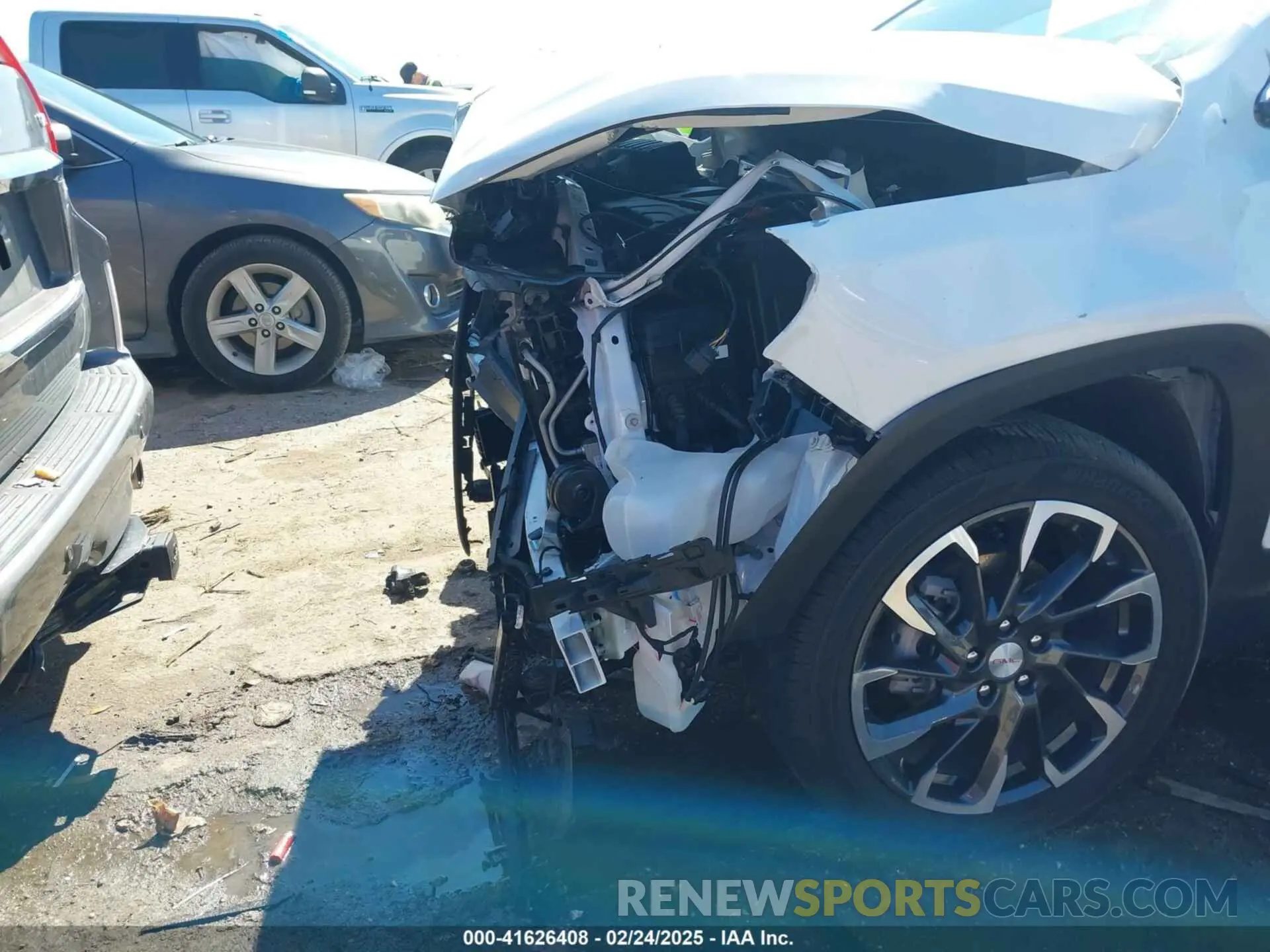 6 fotografías del automóvil dañado 3GKALVEG6RL325318 GMC TERRAIN 2024