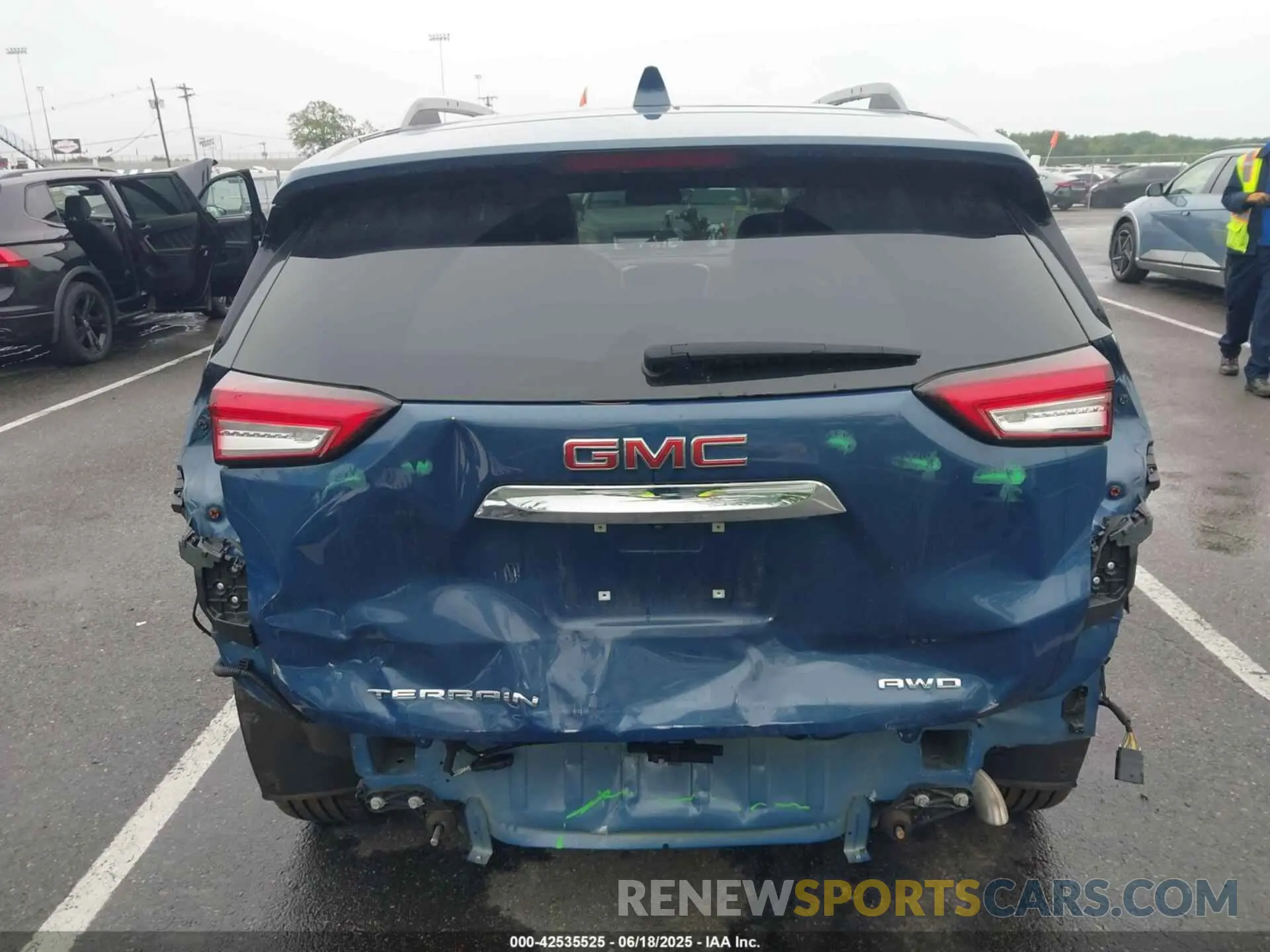 17 fotografías del automóvil dañado 3GKALVEG7RL176546 GMC TERRAIN 2024
