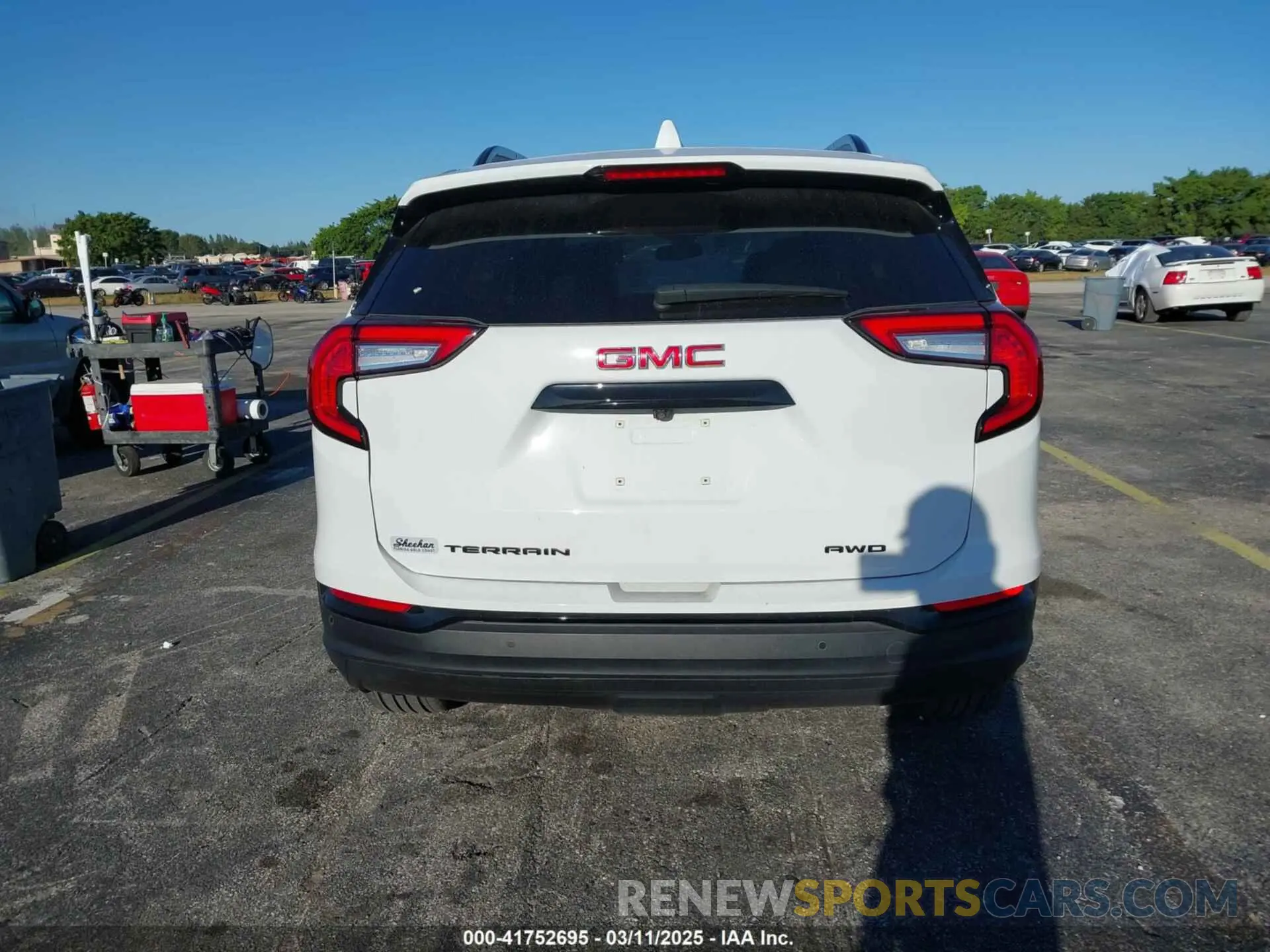 17 fotografías del automóvil dañado 3GKALVEG8RL162753 GMC TERRAIN 2024