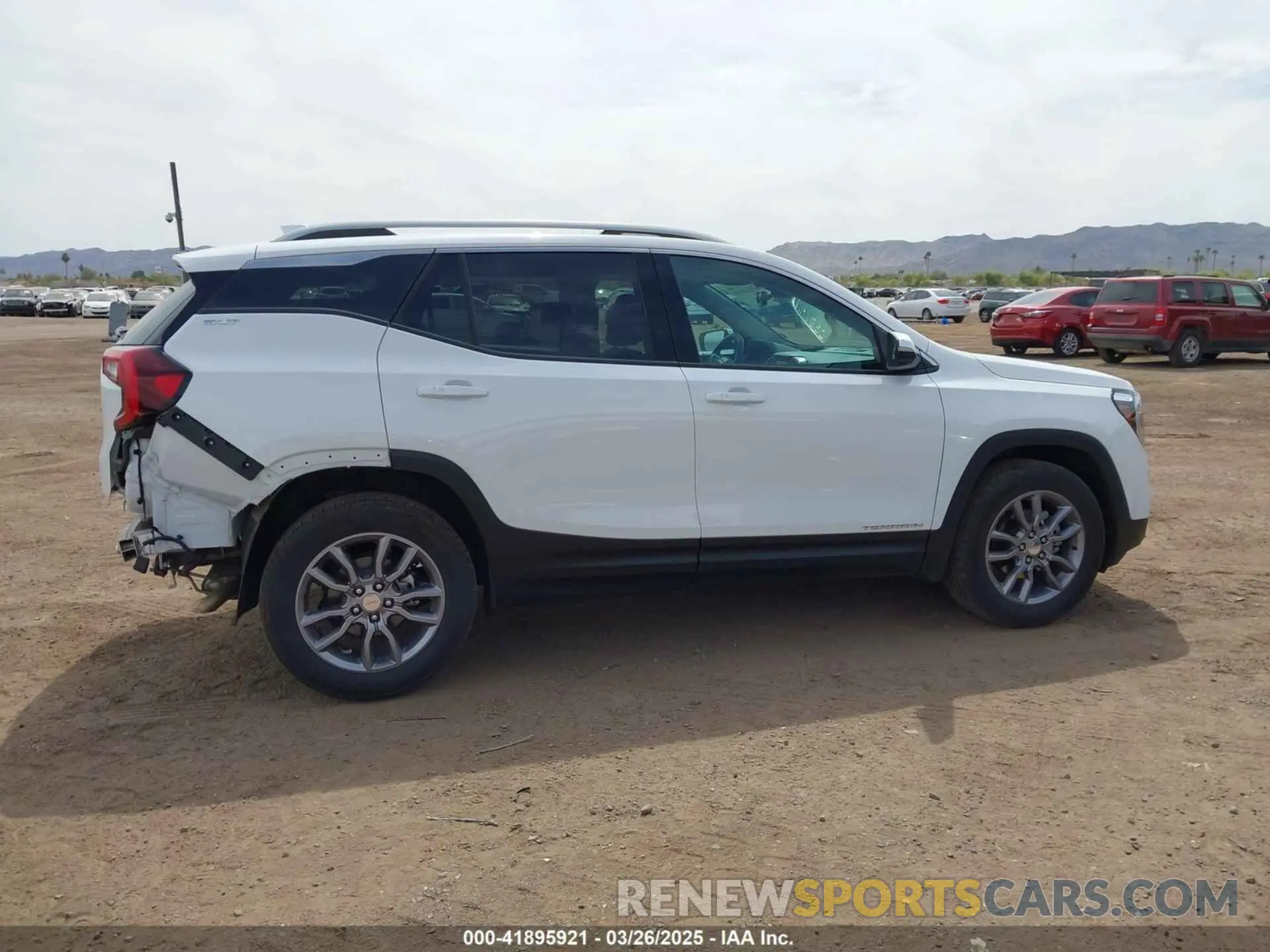 15 fotografías del automóvil dañado 3GKALVEG8RL299613 GMC TERRAIN 2024