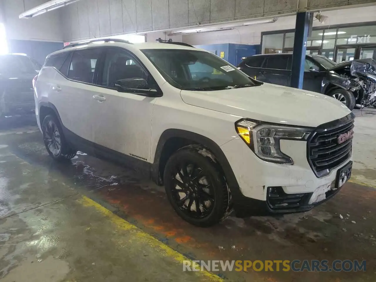 4 fotografías del automóvil dañado 3GKALVEG9RL351525 GMC TERRAIN 2024
