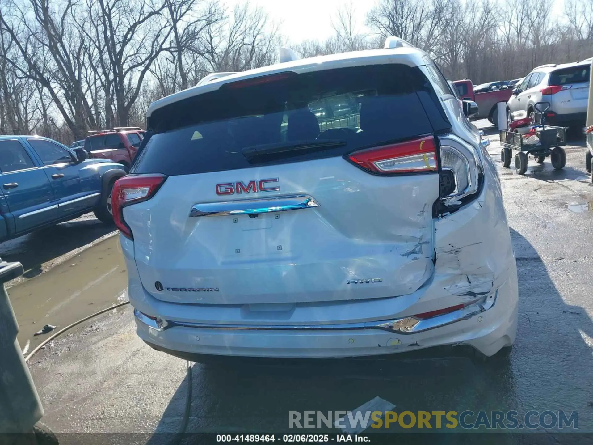 16 fotografías del automóvil dañado 3GKALXEG8RL375892 GMC TERRAIN 2024