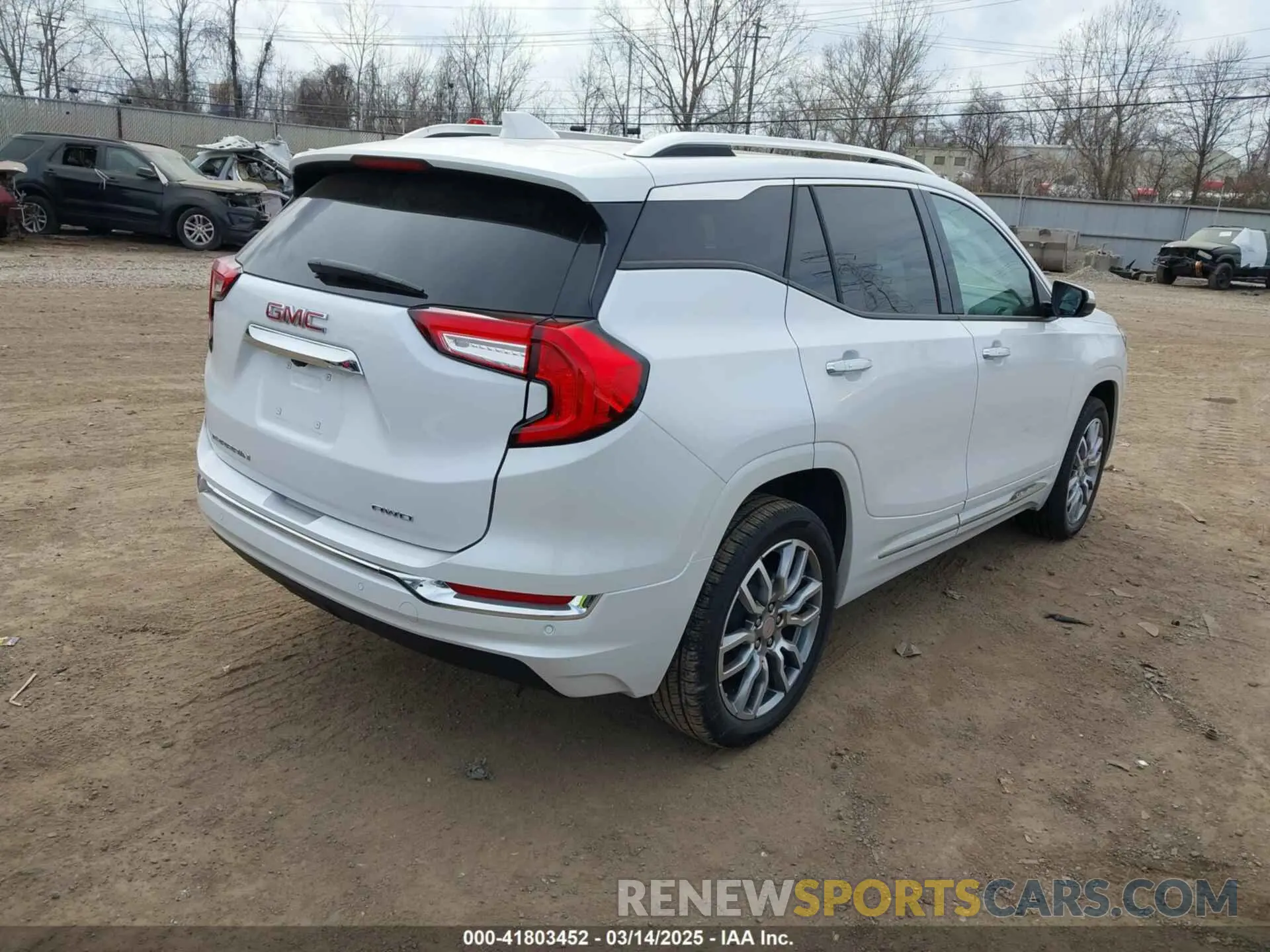 4 fotografías del automóvil dañado 3GKALXEG8RL395592 GMC TERRAIN 2024