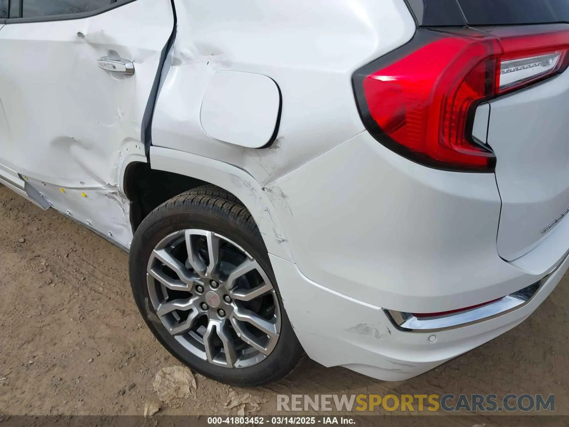 6 fotografías del automóvil dañado 3GKALXEG8RL395592 GMC TERRAIN 2024