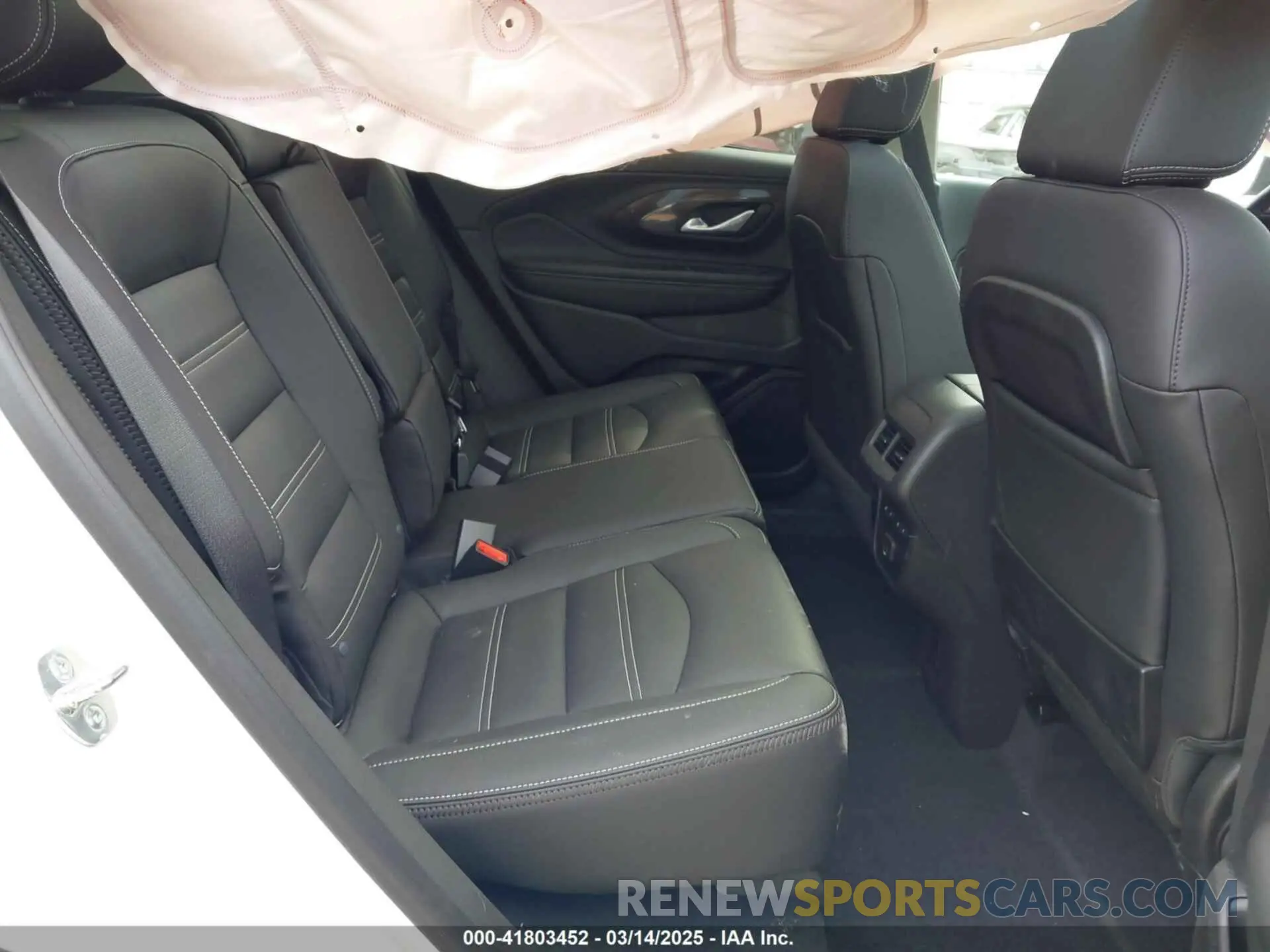8 fotografías del automóvil dañado 3GKALXEG8RL395592 GMC TERRAIN 2024