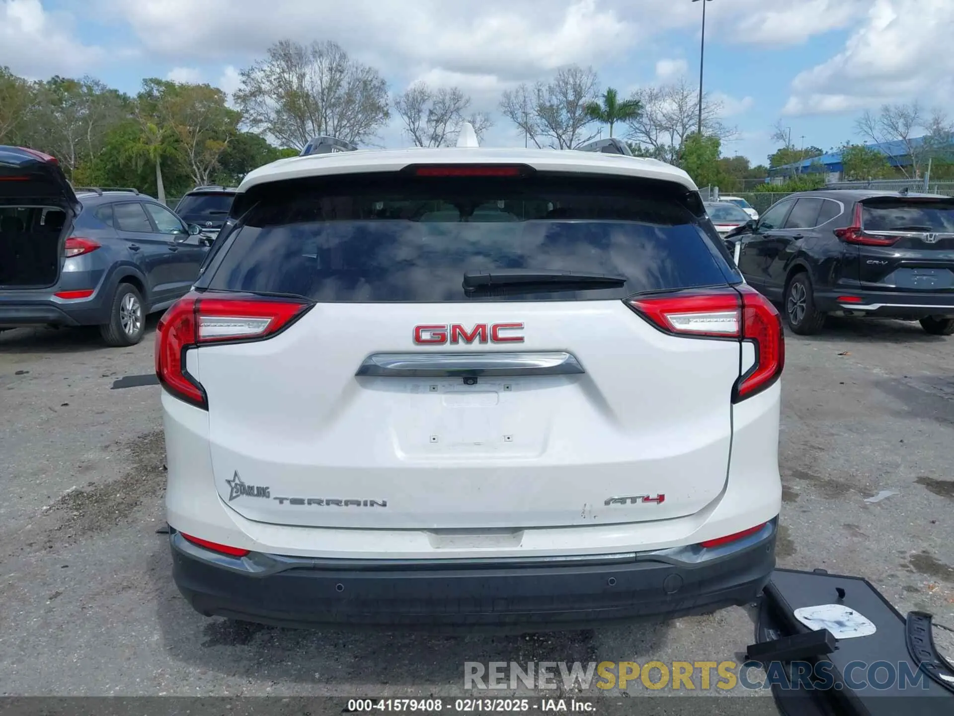 15 fotografías del automóvil dañado 3GKALYEG4RL380612 GMC TERRAIN 2024