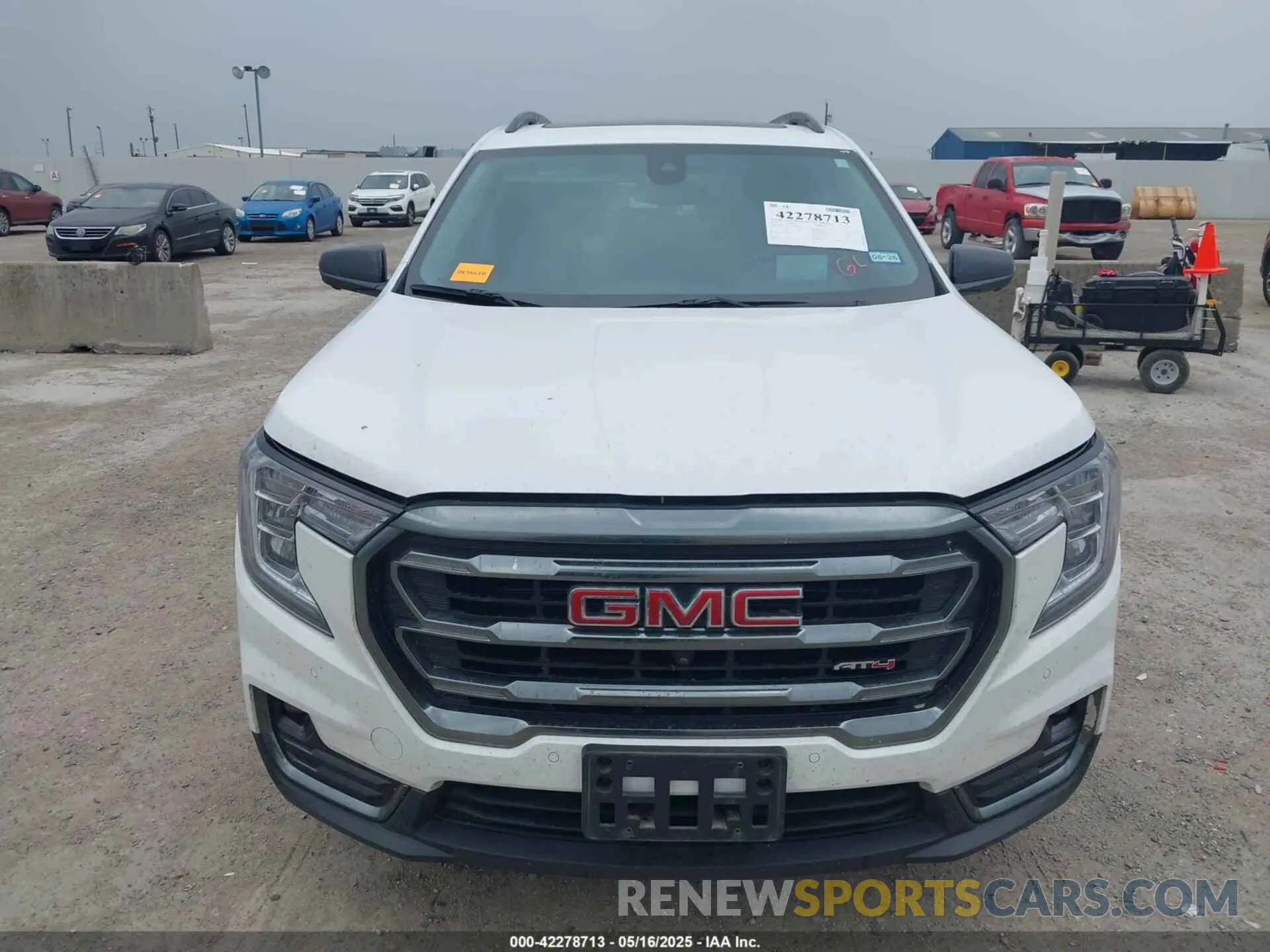12 fotografías del automóvil dañado 3GKALYEG6RL311758 GMC TERRAIN 2024