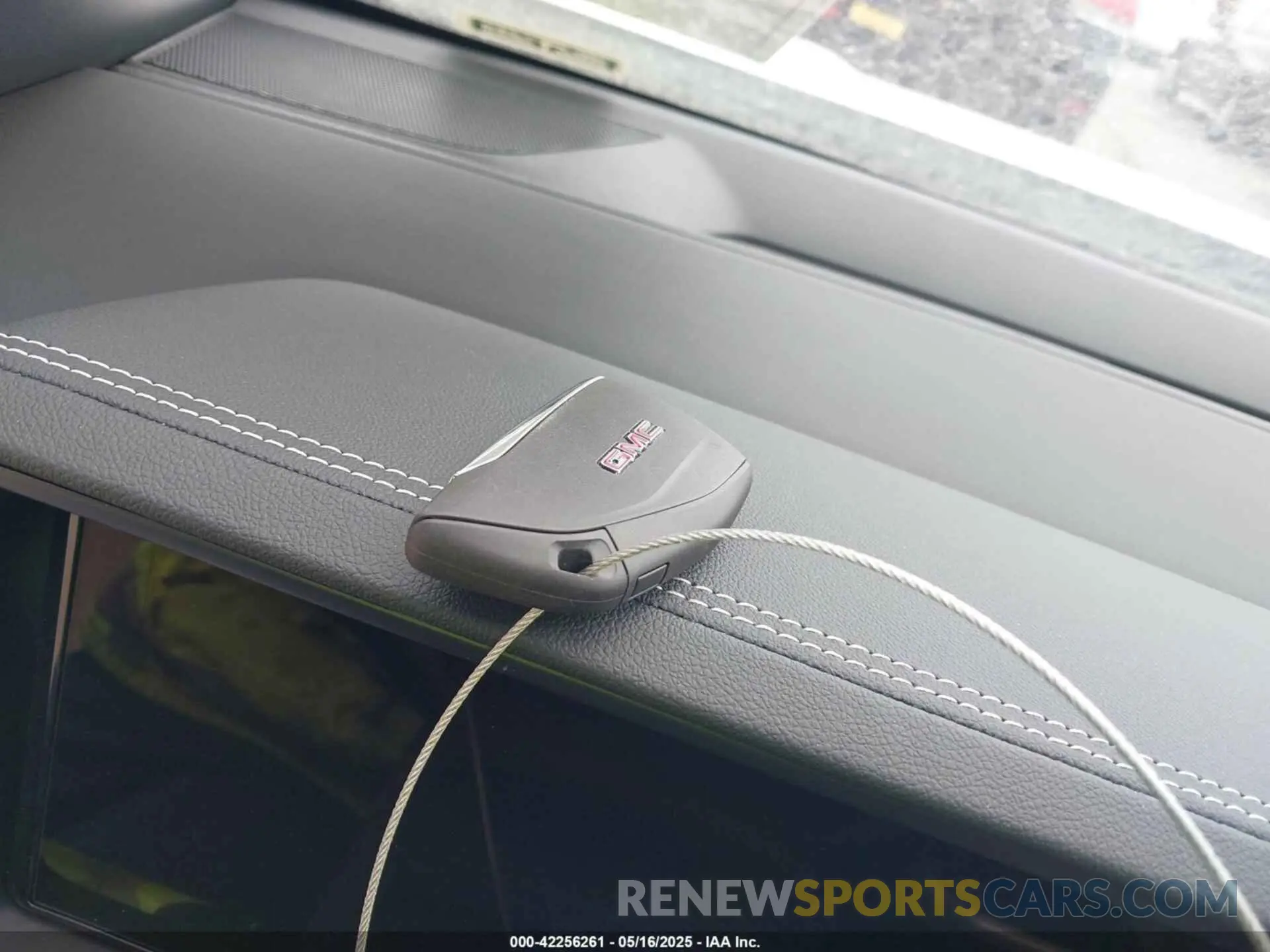 11 fotografías del automóvil dañado 3GKALUEG8SL300808 GMC TERRAIN 2025