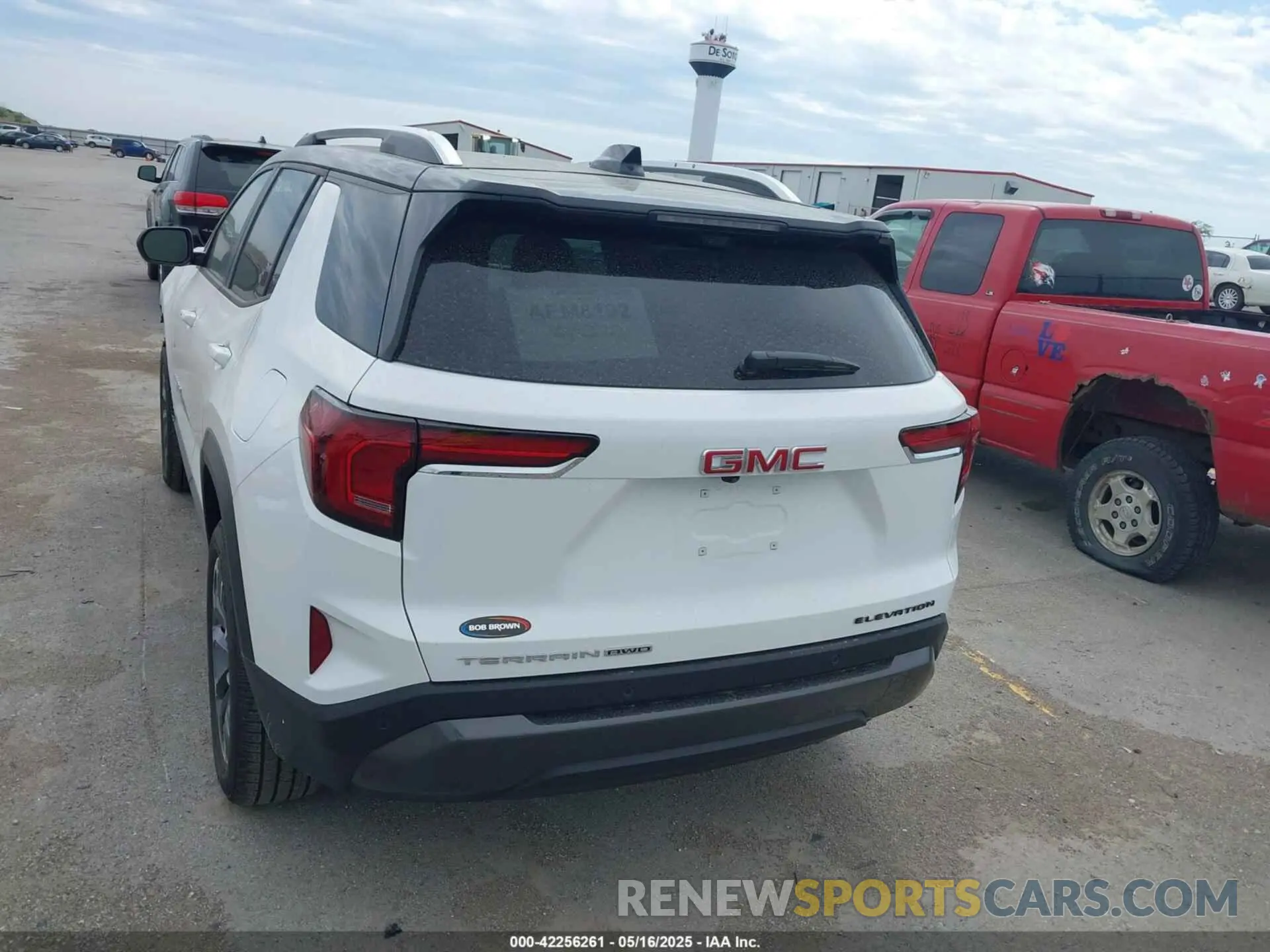 17 fotografías del automóvil dañado 3GKALUEG8SL300808 GMC TERRAIN 2025