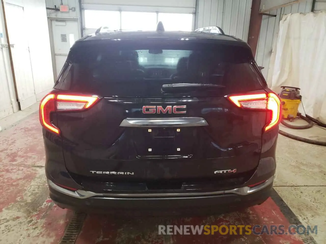 6 fotografías del automóvil dañado 3GKALYEG8PL258008 GMC TERRAIN AT 2023