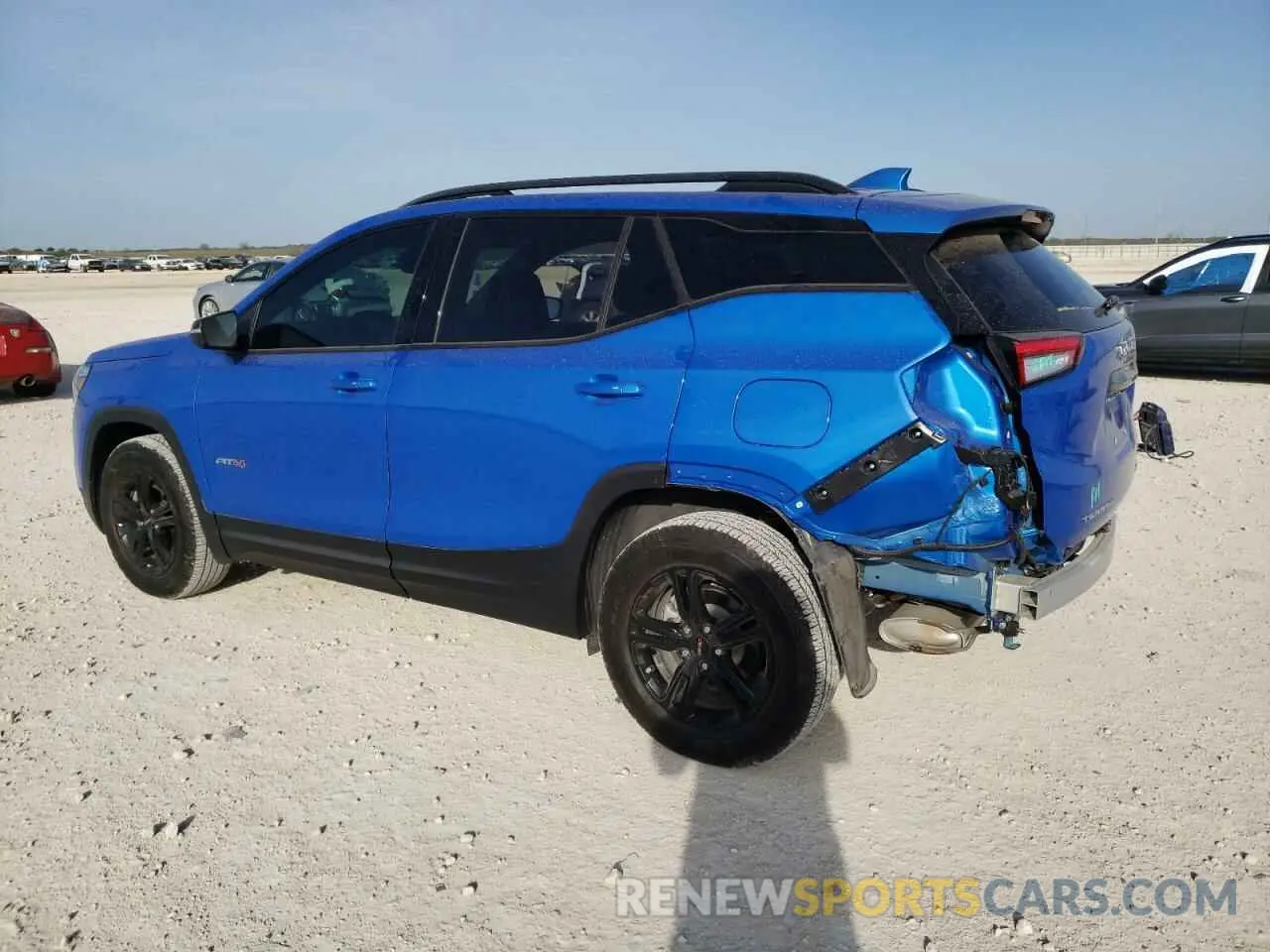 2 fotografías del automóvil dañado 3GKALYEG4RL277271 GMC TERRAIN AT 2024