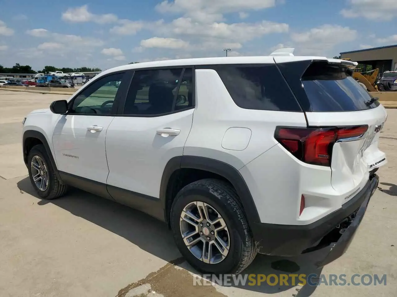 2 fotografías del automóvil dañado 3GKALMEGXSL318288 GMC TERRAIN EL 2025