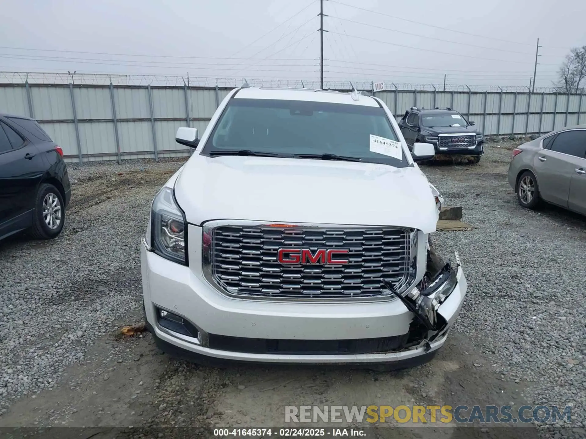 12 fotografías del automóvil dañado 1GKS1CKJ7KR364240 GMC YUKON 2019