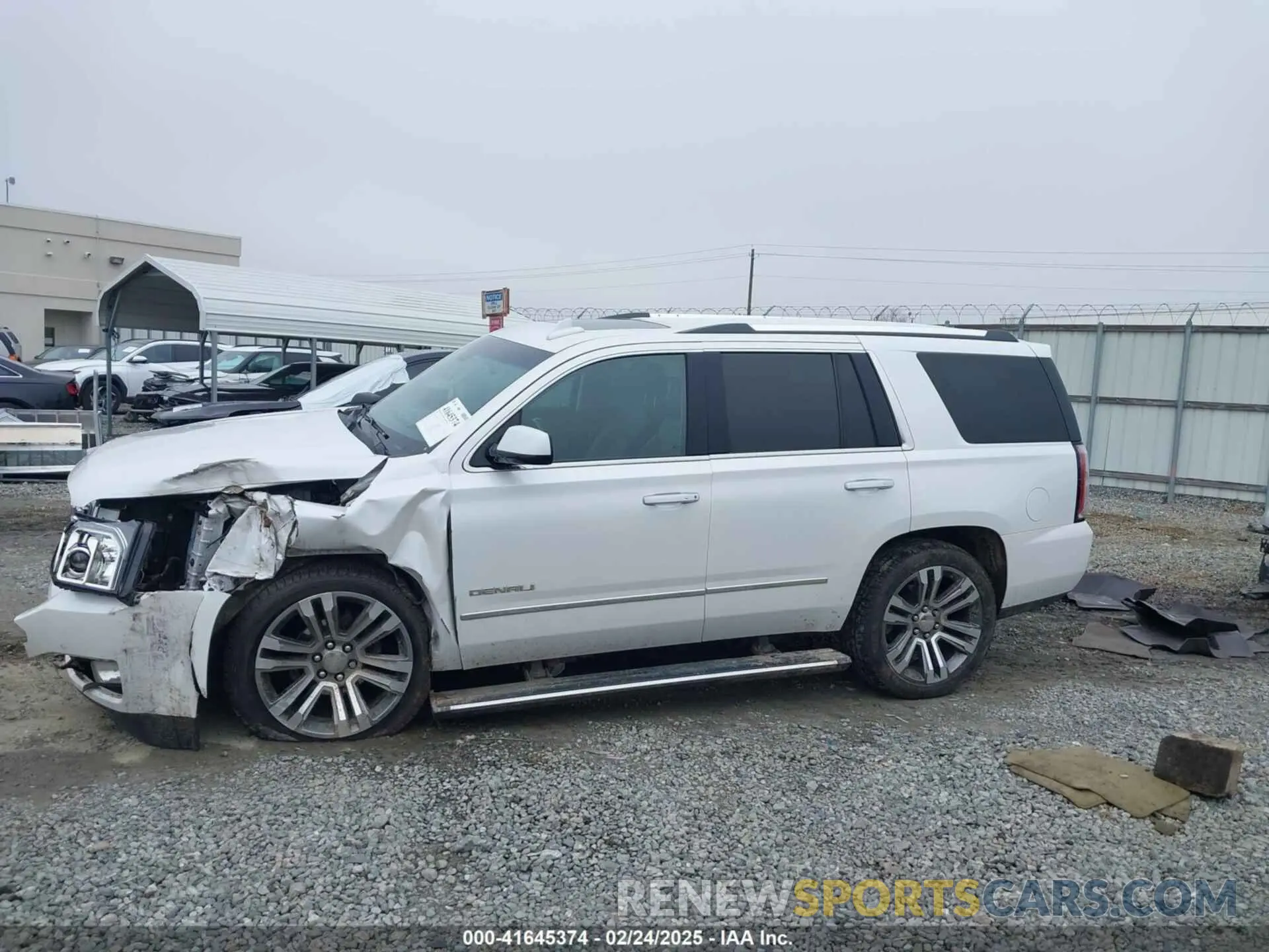 14 fotografías del automóvil dañado 1GKS1CKJ7KR364240 GMC YUKON 2019