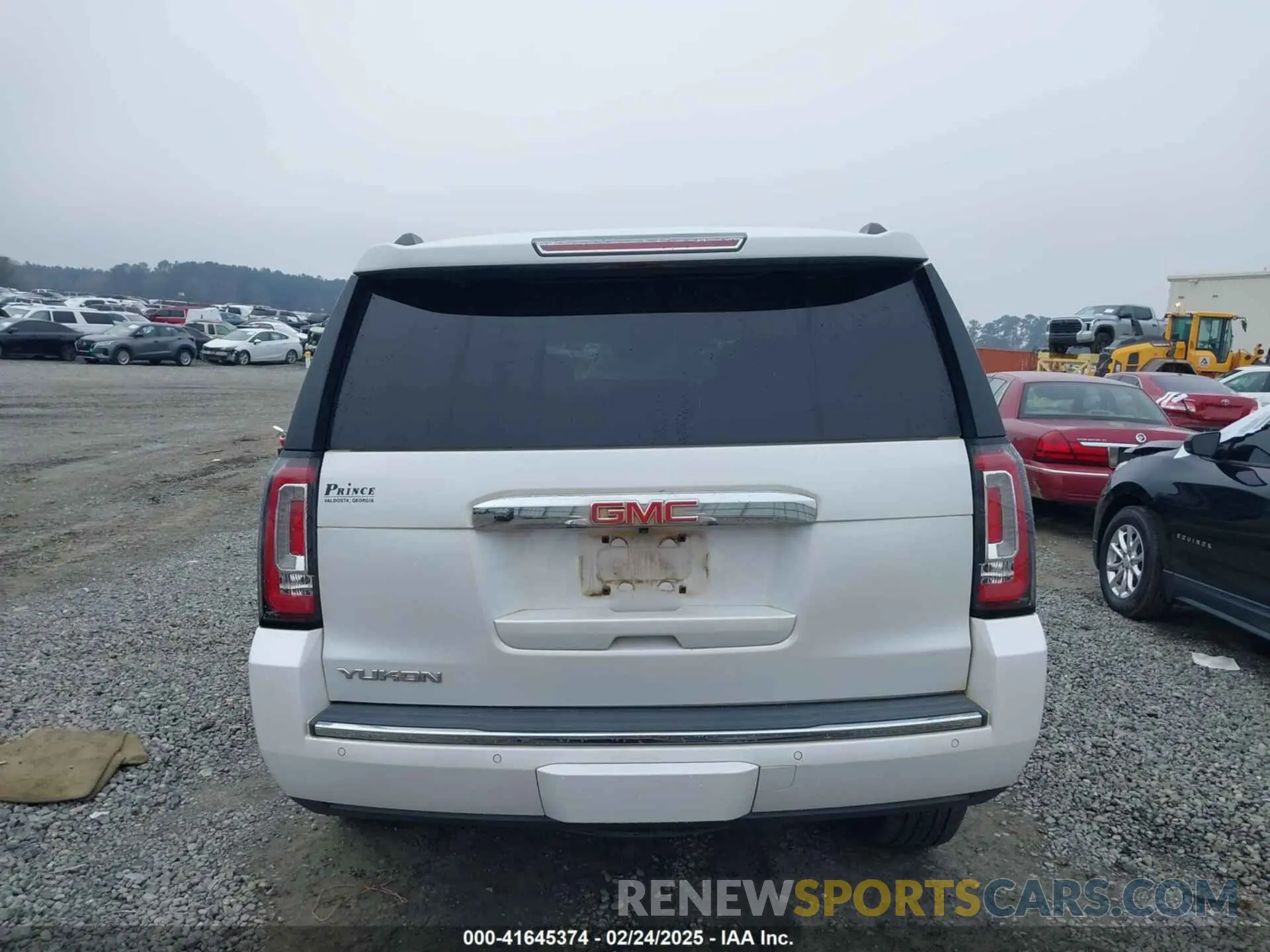 16 fotografías del automóvil dañado 1GKS1CKJ7KR364240 GMC YUKON 2019