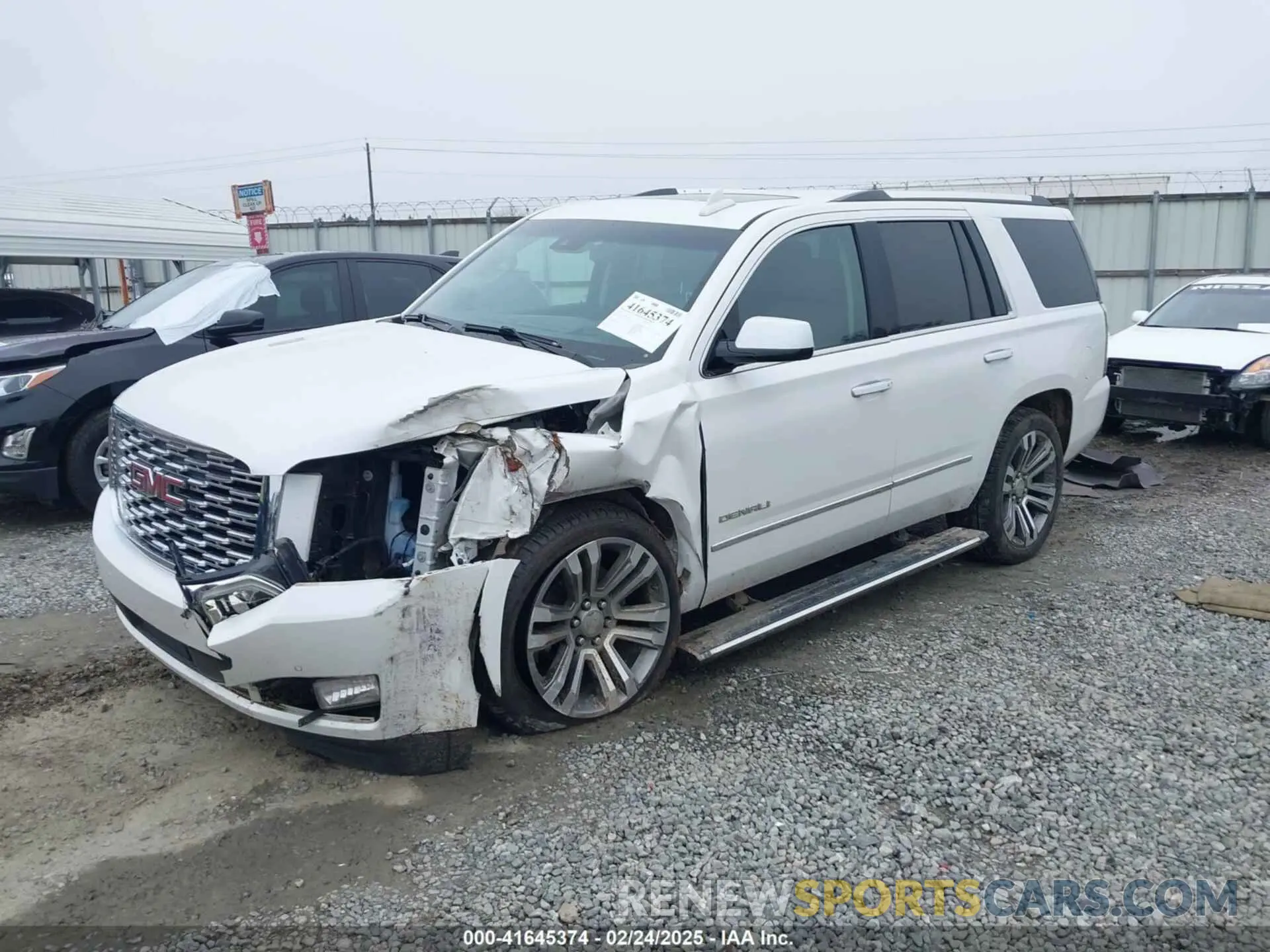 6 fotografías del automóvil dañado 1GKS1CKJ7KR364240 GMC YUKON 2019