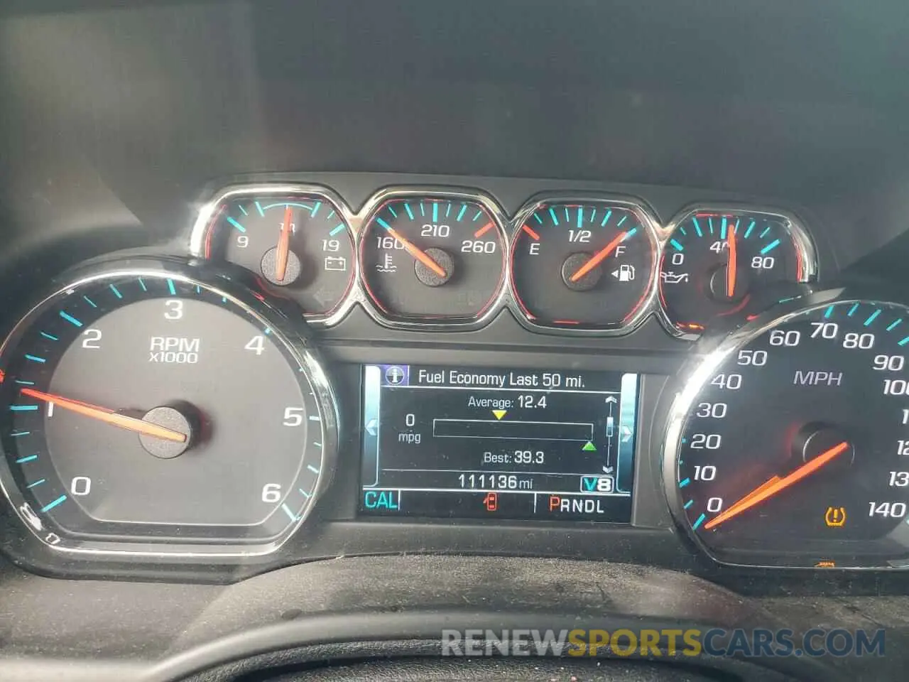 9 fotografías del automóvil dañado 1GKS1GKC9KR331054 GMC YUKON 2019