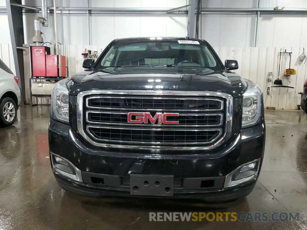 5 fotografías del automóvil dañado 1GKS2AKC9KR101962 GMC YUKON 2019