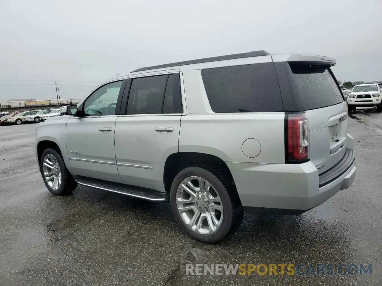 2 fotografías del automóvil dañado 1GKS2BKC0KR186986 GMC YUKON 2019