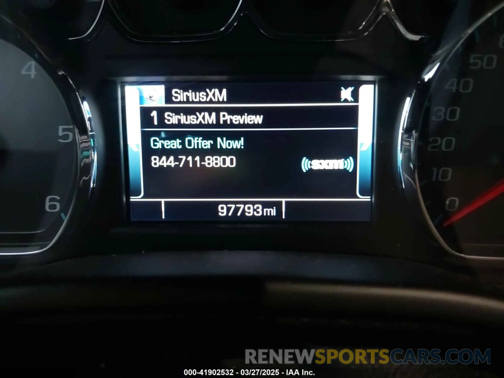 15 fotografías del automóvil dañado 1GKS2BKC1KR167766 GMC YUKON 2019