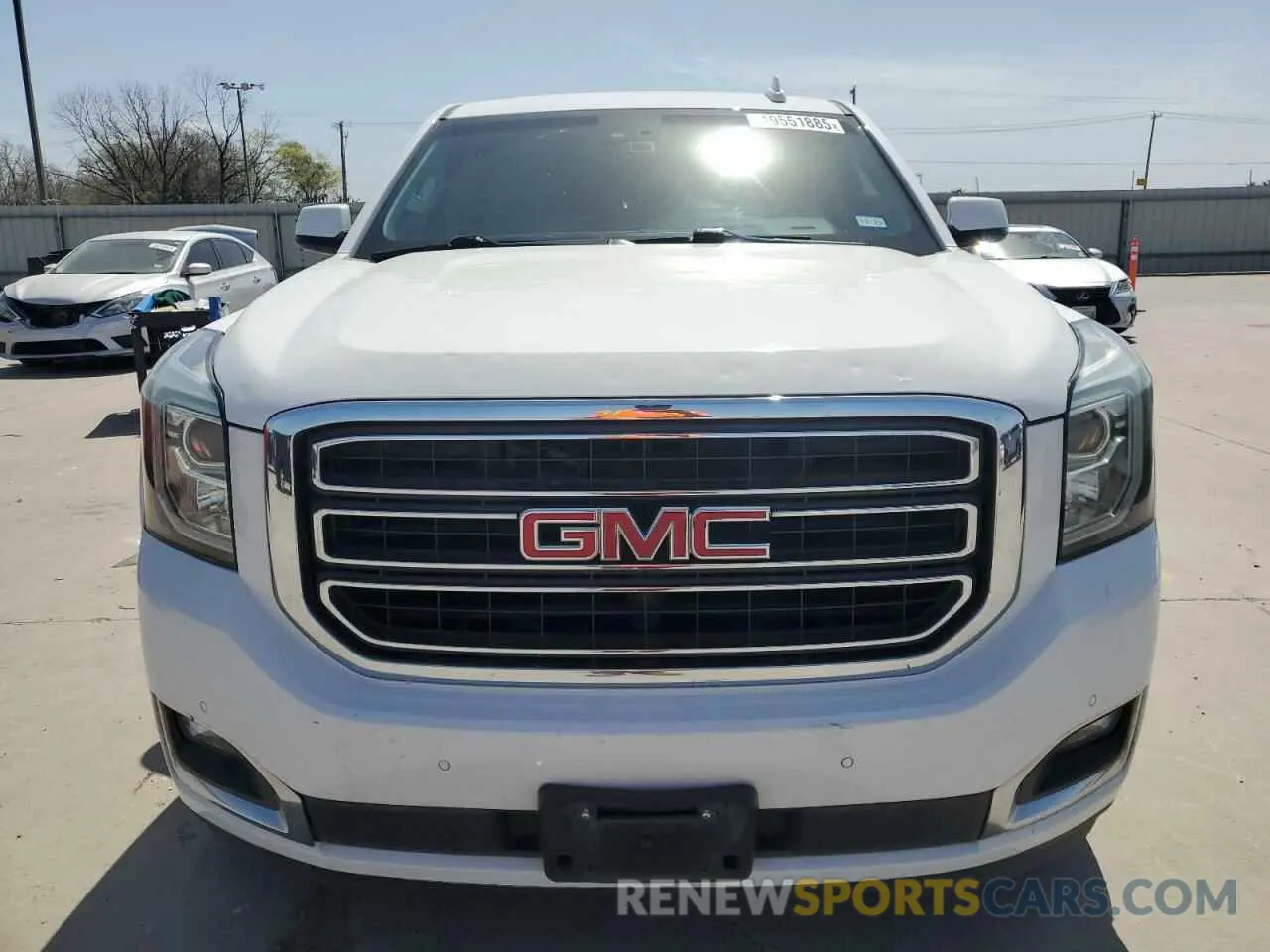5 fotografías del automóvil dañado 1GKS2BKC1KR180128 GMC YUKON 2019