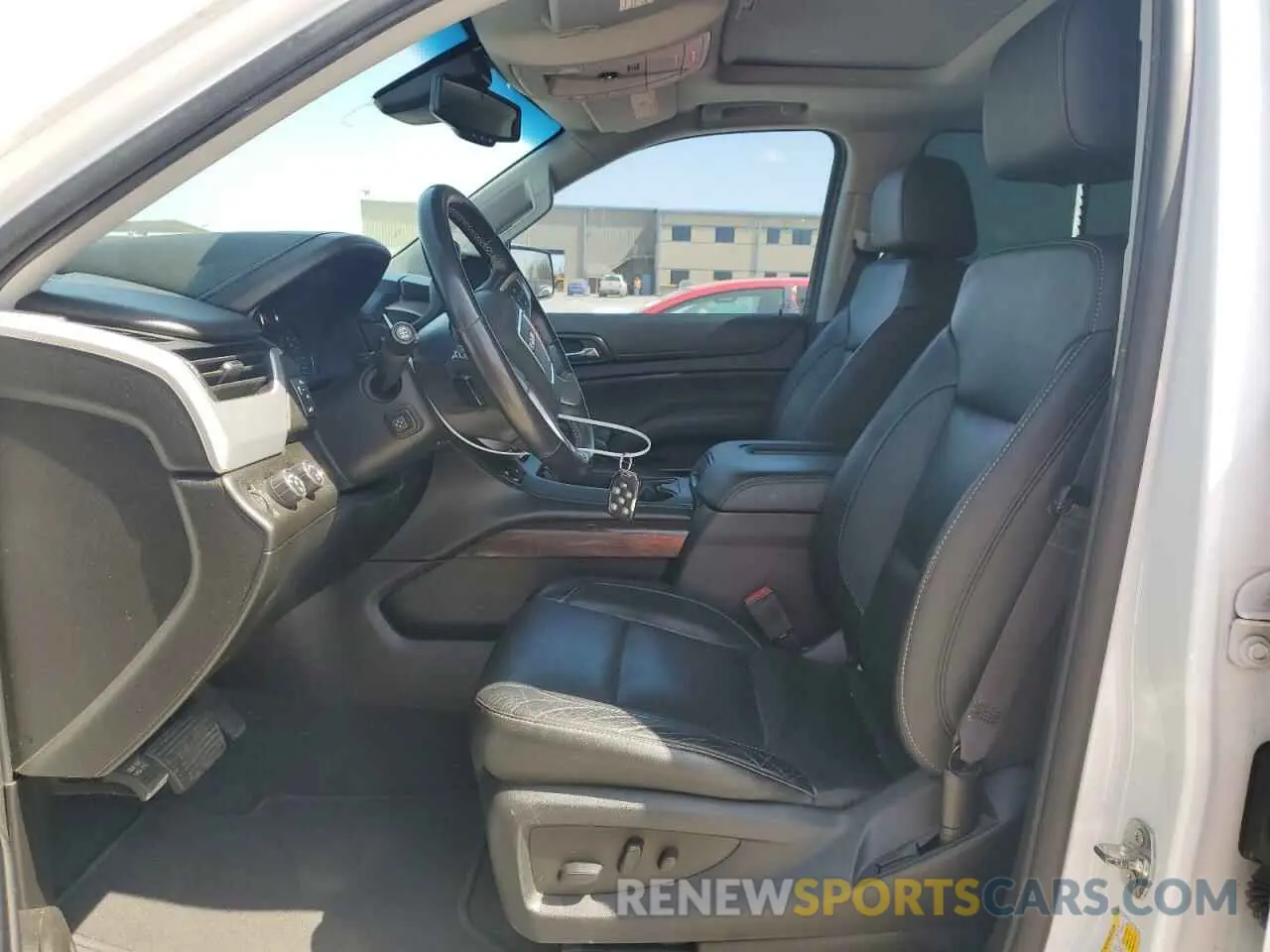 7 fotografías del automóvil dañado 1GKS2BKC1KR180128 GMC YUKON 2019