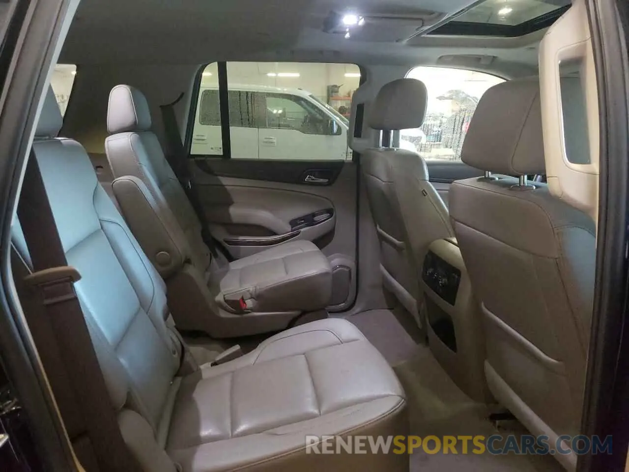 11 fotografías del automóvil dañado 1GKS2BKC2KR238408 GMC YUKON 2019