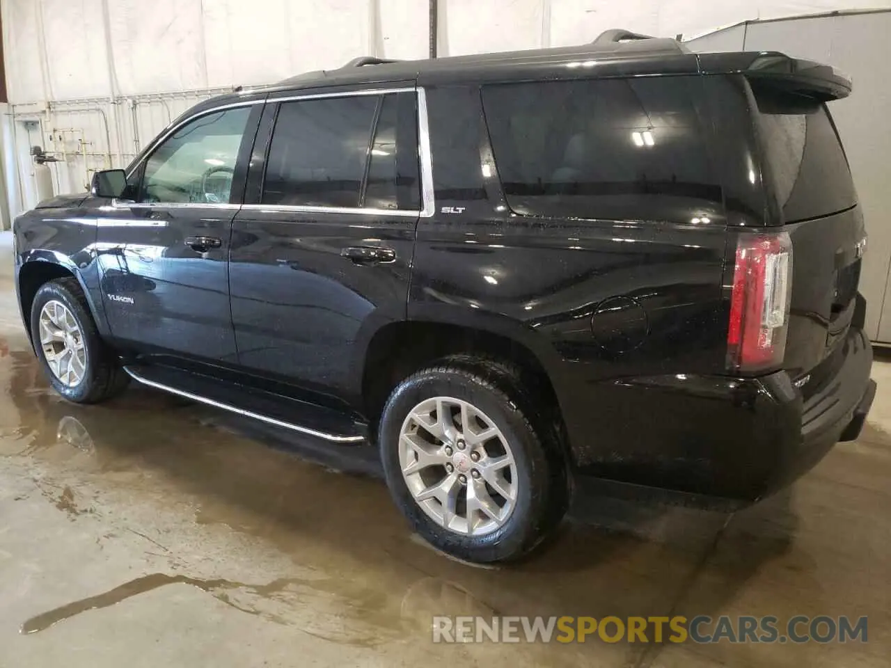 2 fotografías del automóvil dañado 1GKS2BKC2KR238408 GMC YUKON 2019