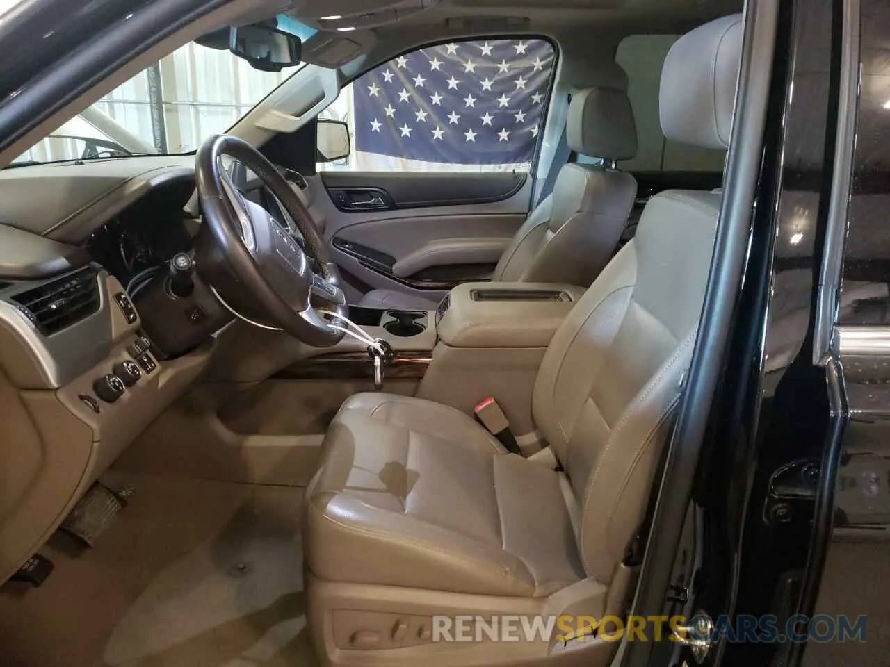 7 fotografías del automóvil dañado 1GKS2BKC2KR238408 GMC YUKON 2019