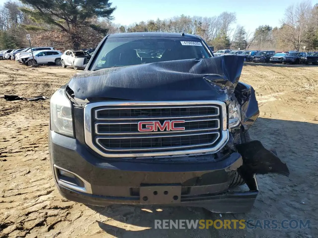 5 fotografías del automóvil dañado 1GKS2BKC5KR117288 GMC YUKON 2019