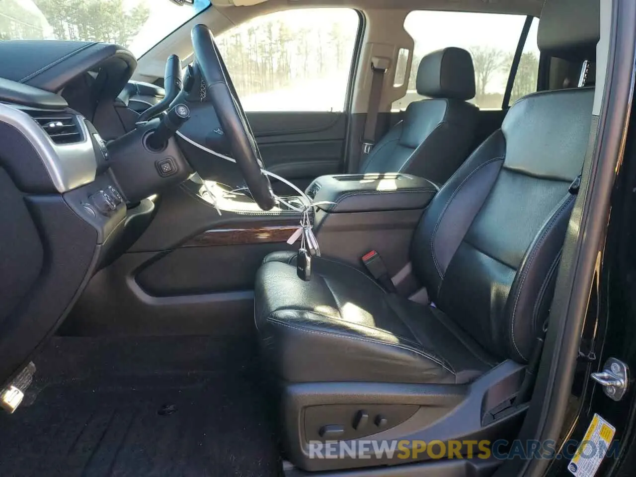 7 fotografías del automóvil dañado 1GKS2BKC5KR117288 GMC YUKON 2019