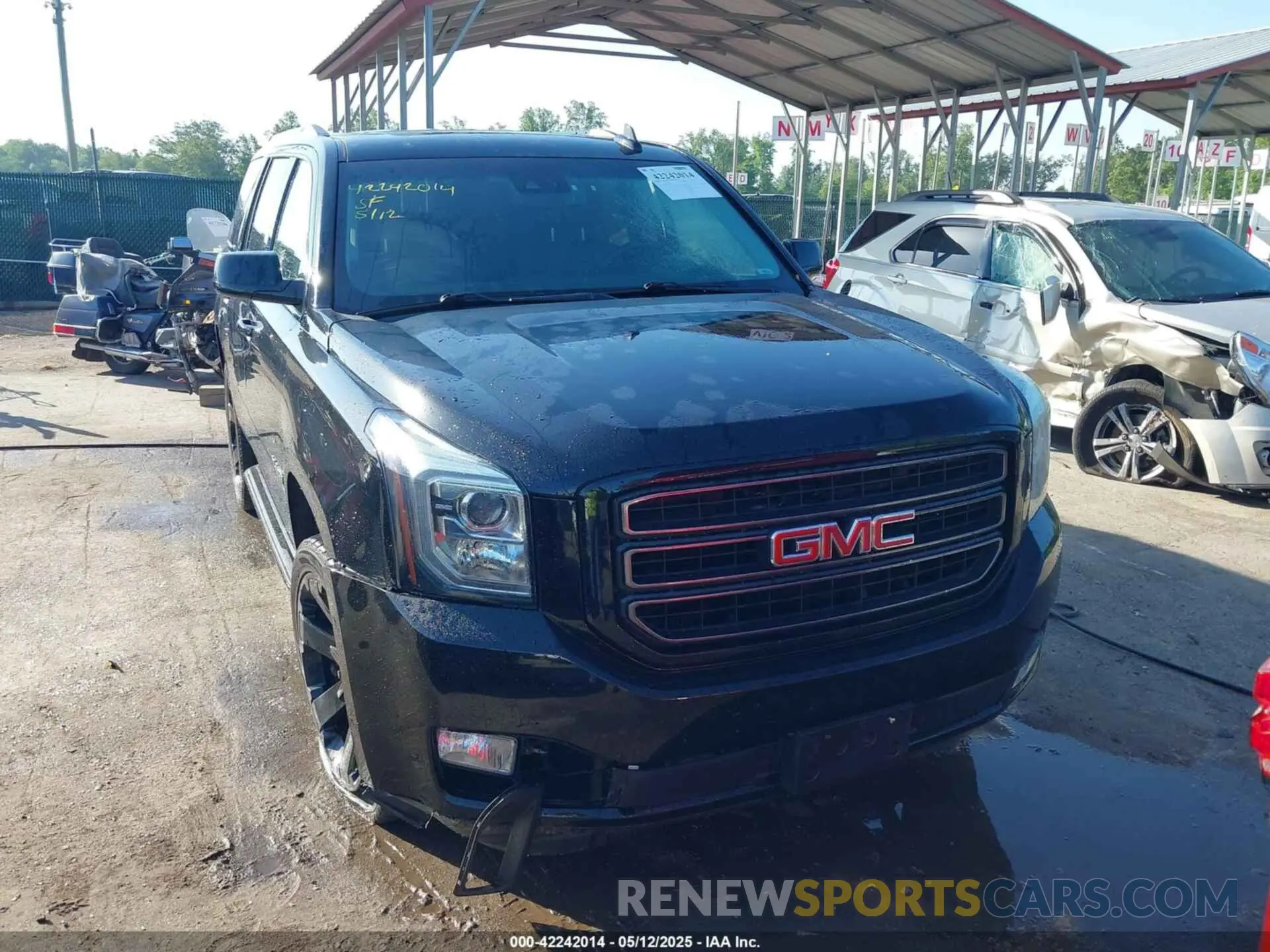 13 fotografías del automóvil dañado 1GKS2BKJ1KR208508 GMC YUKON 2019