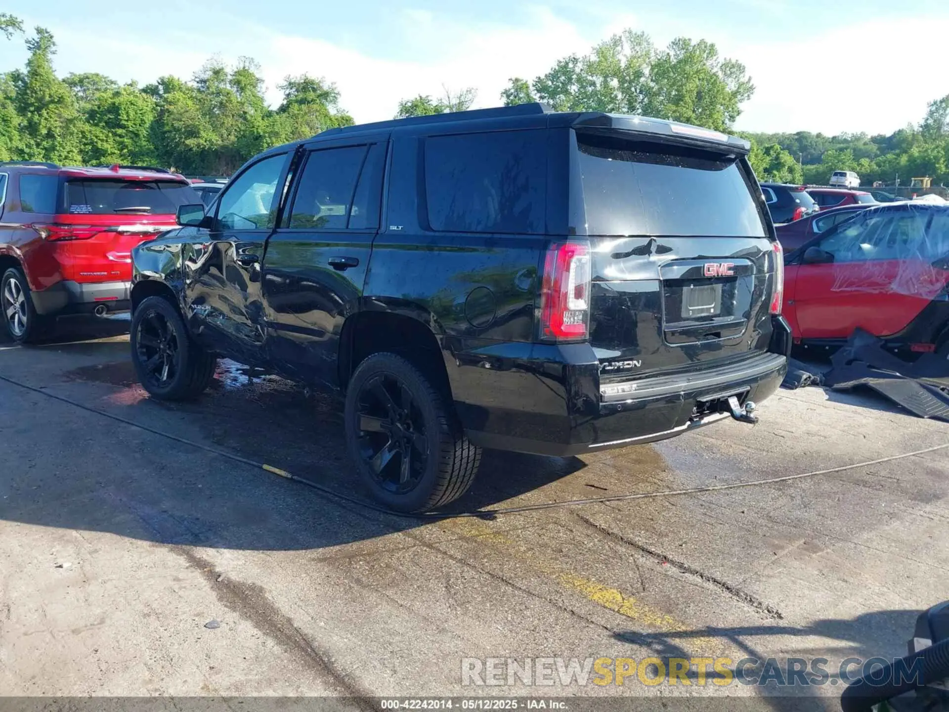 3 fotografías del automóvil dañado 1GKS2BKJ1KR208508 GMC YUKON 2019