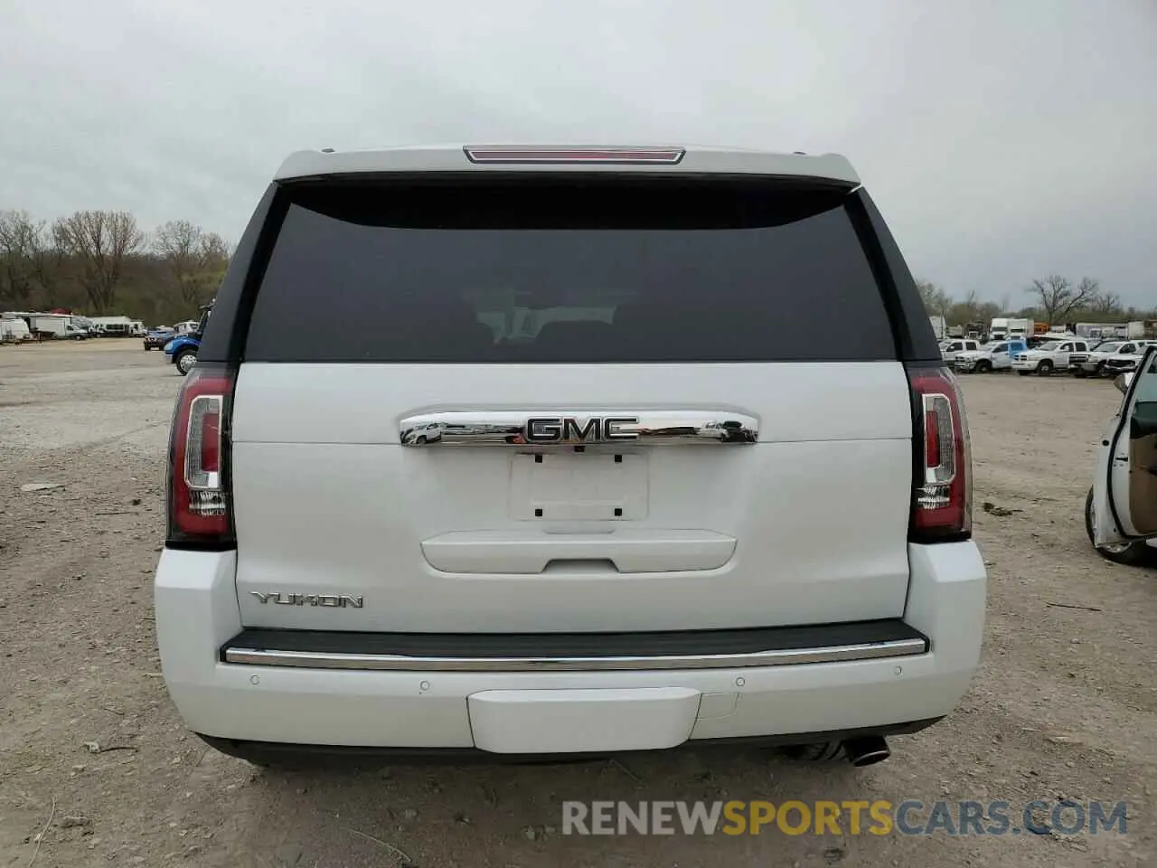 6 fotografías del automóvil dañado 1GKS2CKJ4KR328227 GMC YUKON 2019