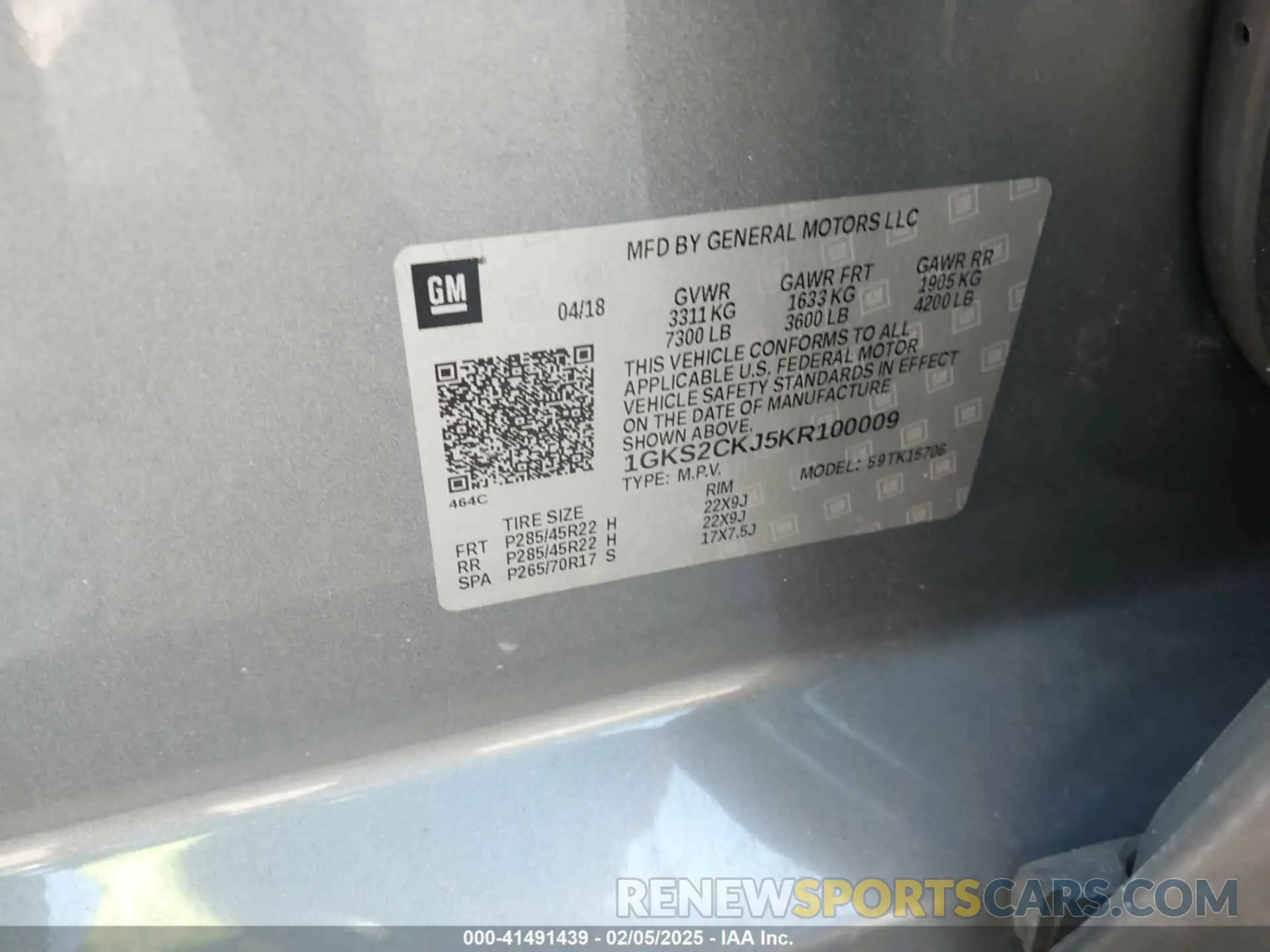 9 fotografías del automóvil dañado 1GKS2CKJ5KR100009 GMC YUKON 2019