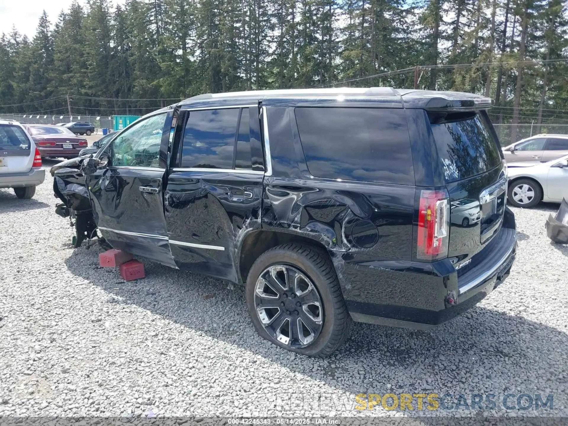 3 fotografías del automóvil dañado 1GKS2CKJ7KR186911 GMC YUKON 2019