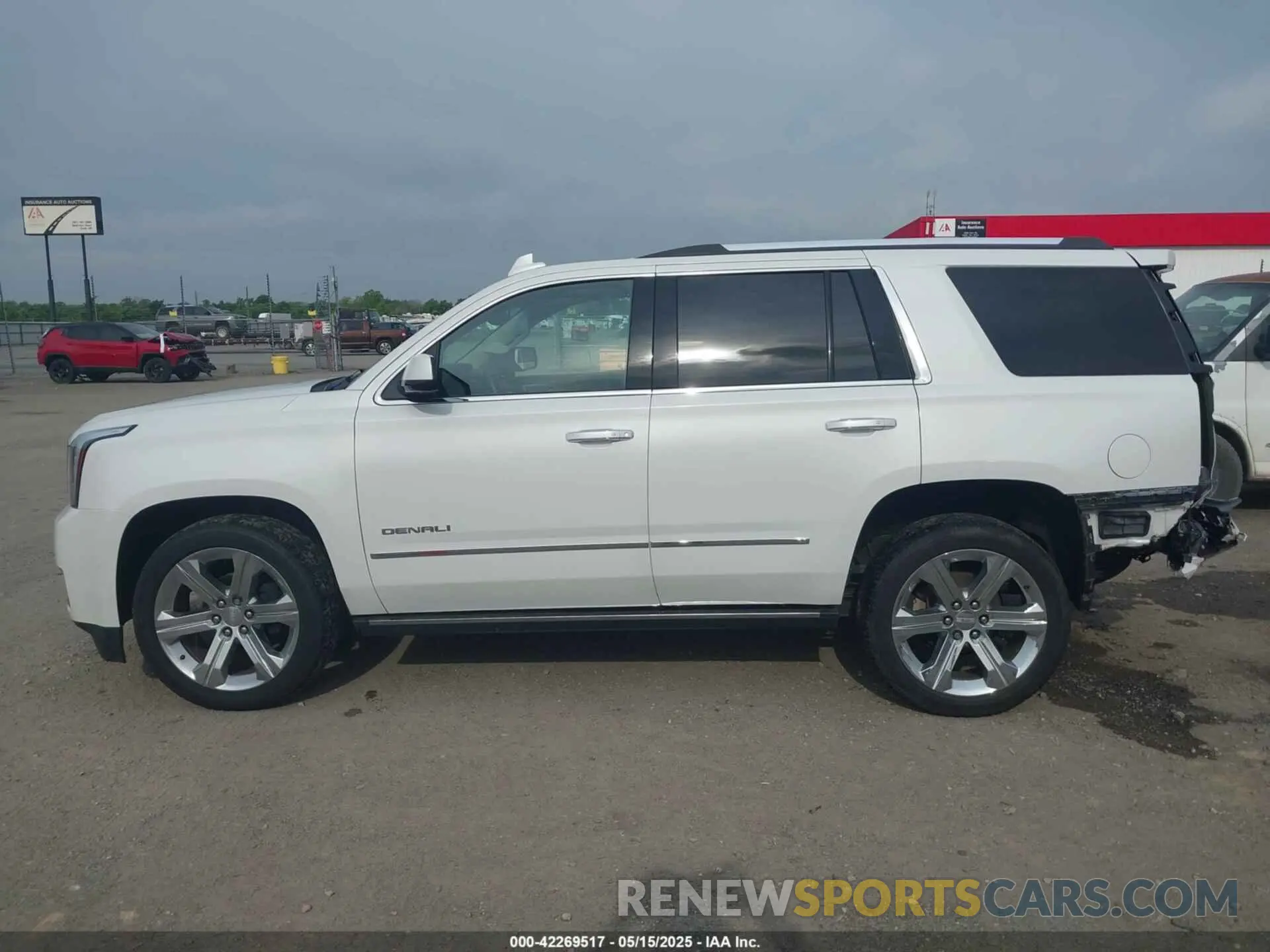 15 fotografías del automóvil dañado 1GKS2CKJ8KR355981 GMC YUKON 2019