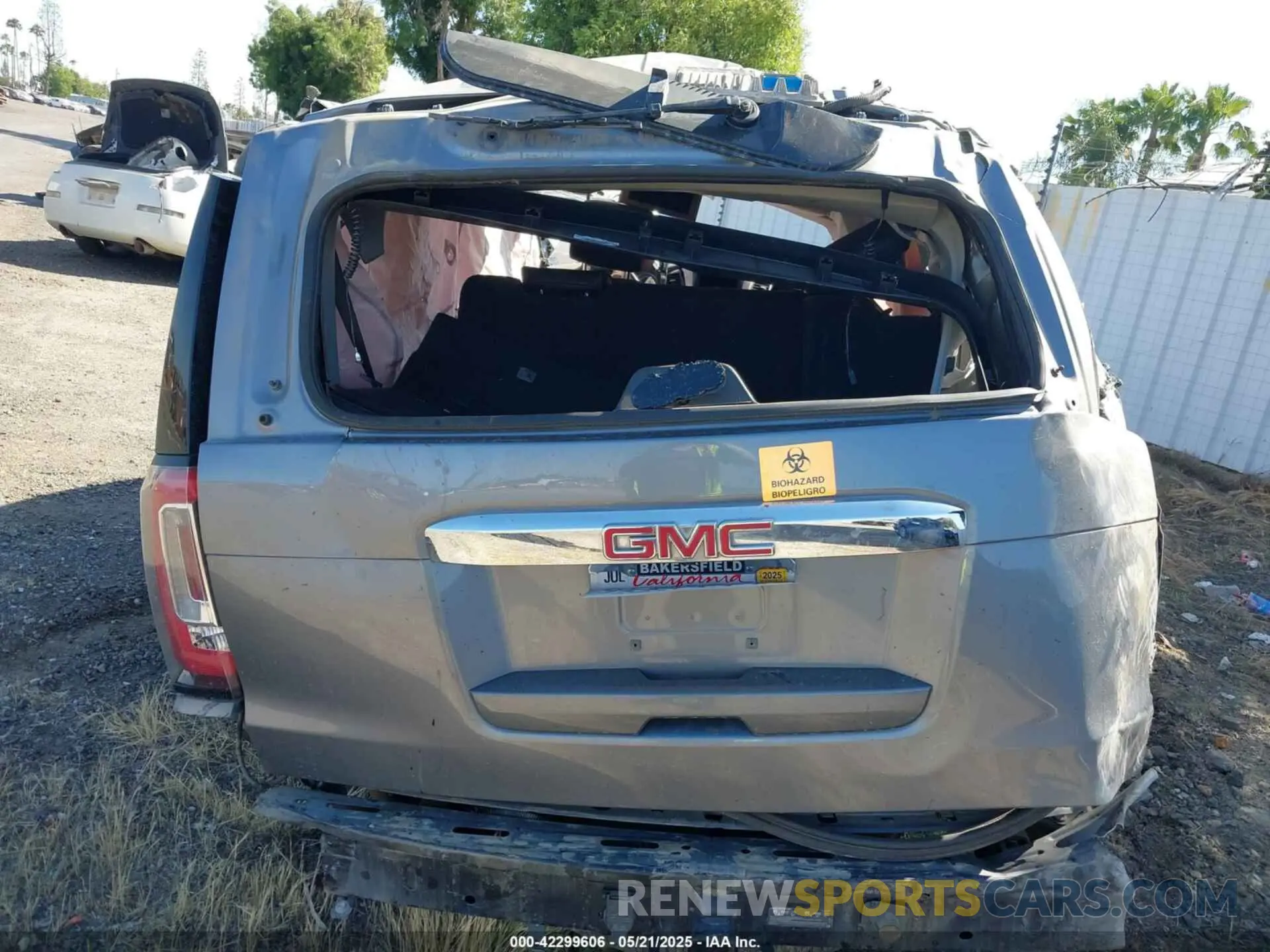 15 fotografías del automóvil dañado 1GKS2CKJ9KR326585 GMC YUKON 2019