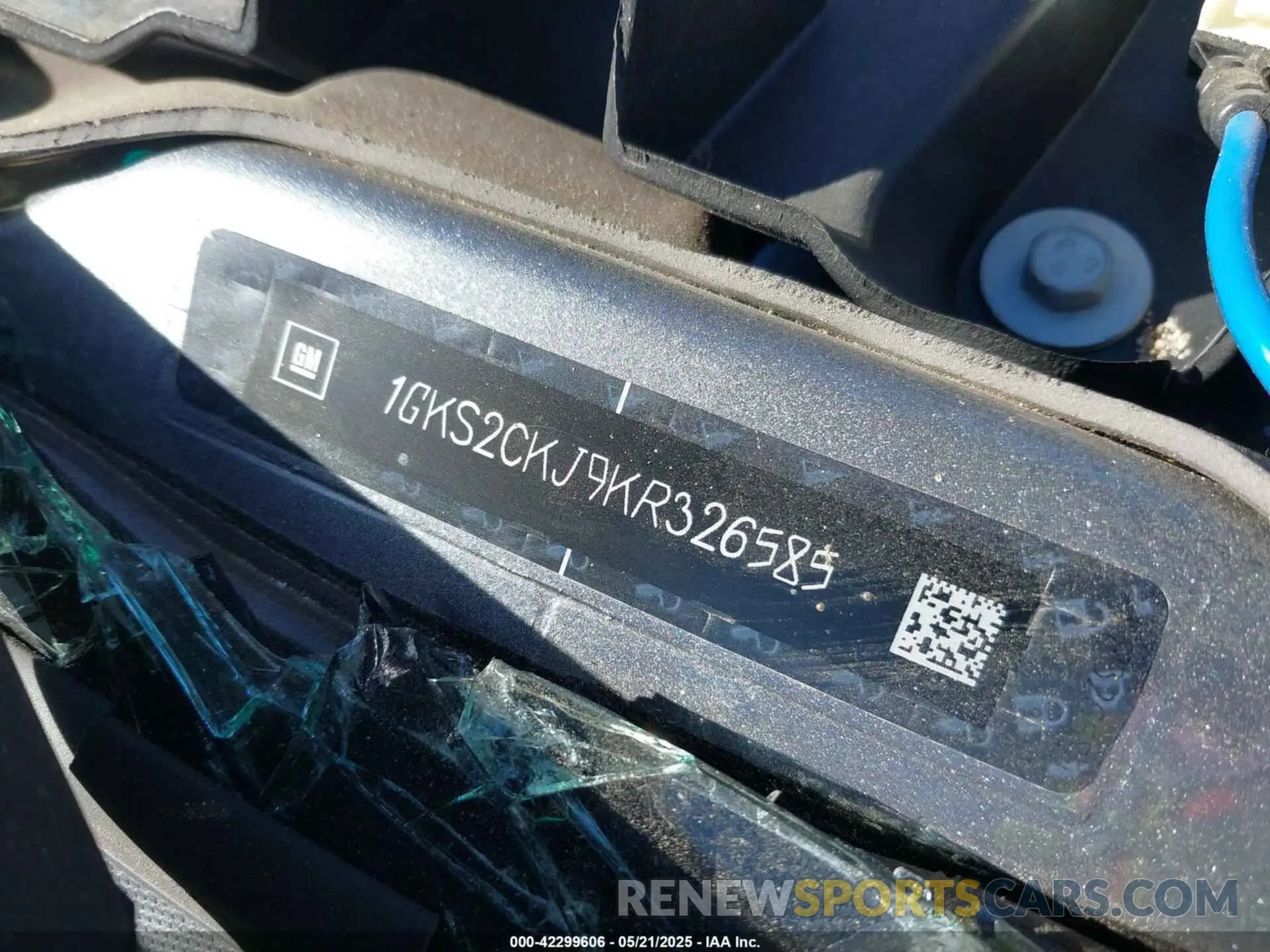 9 fotografías del automóvil dañado 1GKS2CKJ9KR326585 GMC YUKON 2019