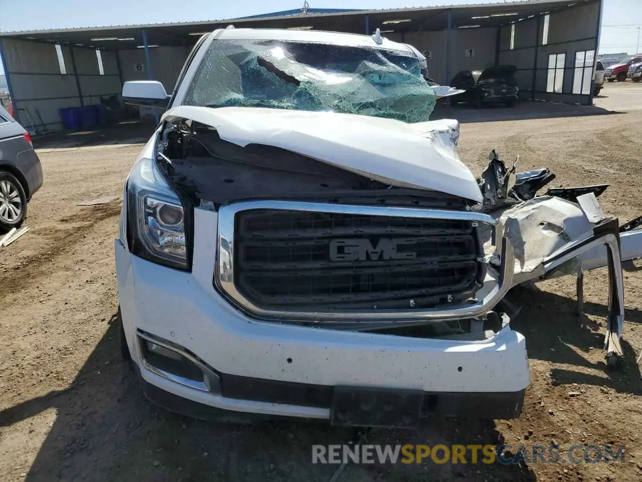 5 fotografías del automóvil dañado 1GKS2GKC0KR309103 GMC YUKON 2019