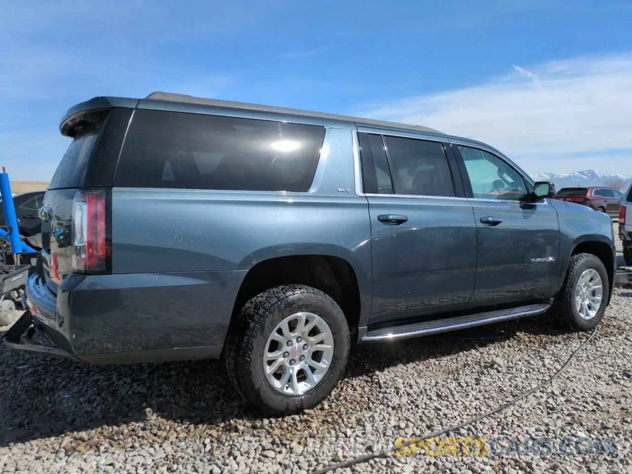 3 fotografías del automóvil dañado 1GKS2GKC4KR302722 GMC YUKON 2019