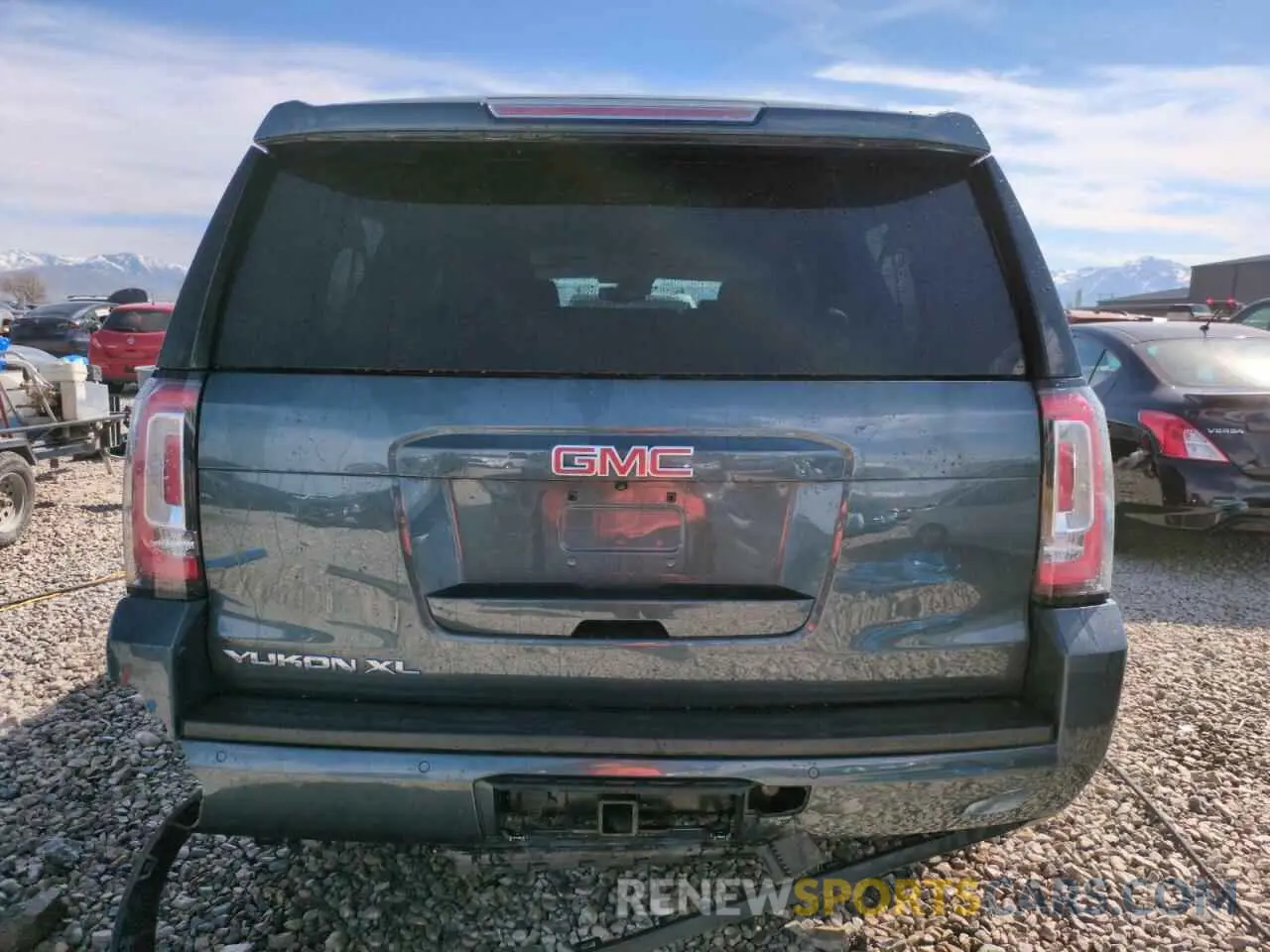 6 fotografías del automóvil dañado 1GKS2GKC4KR302722 GMC YUKON 2019