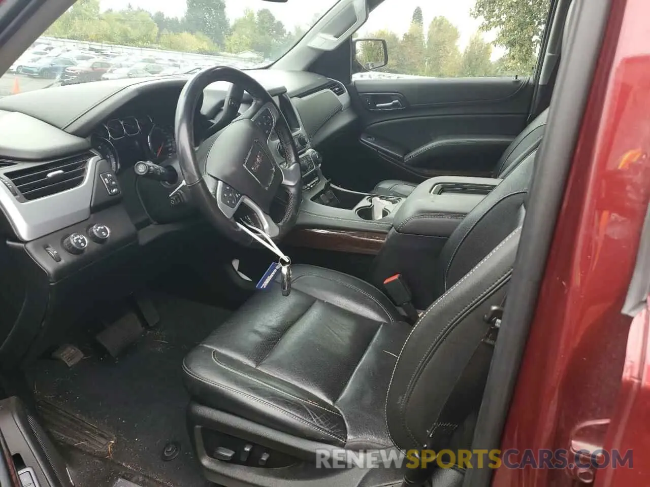 7 fotografías del automóvil dañado 1GKS2GKC6KR341781 GMC YUKON 2019