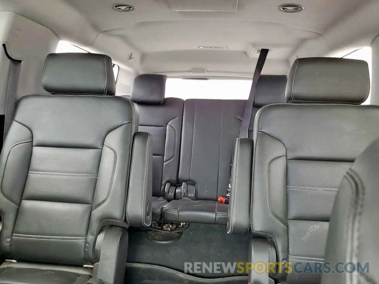 10 fotografías del automóvil dañado 1GKS2HKJ6KR304587 GMC YUKON 2019
