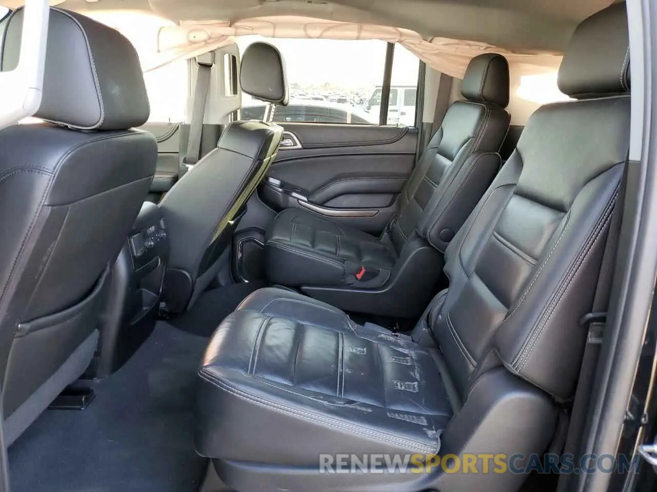 11 fotografías del automóvil dañado 1GKS2HKJXKR368518 GMC YUKON 2019