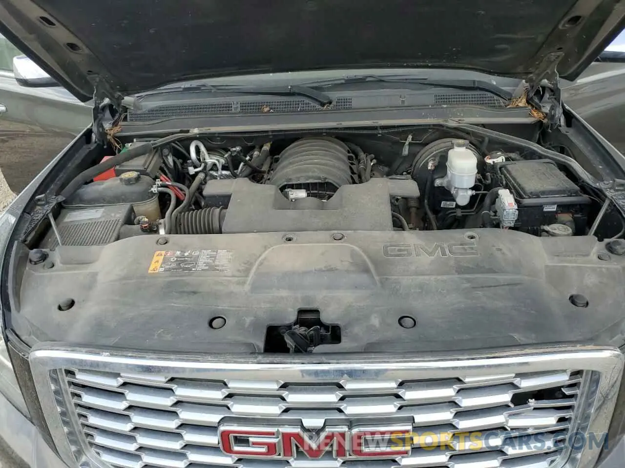 12 fotografías del automóvil dañado 1GKS2JKC3KR233809 GMC YUKON 2019