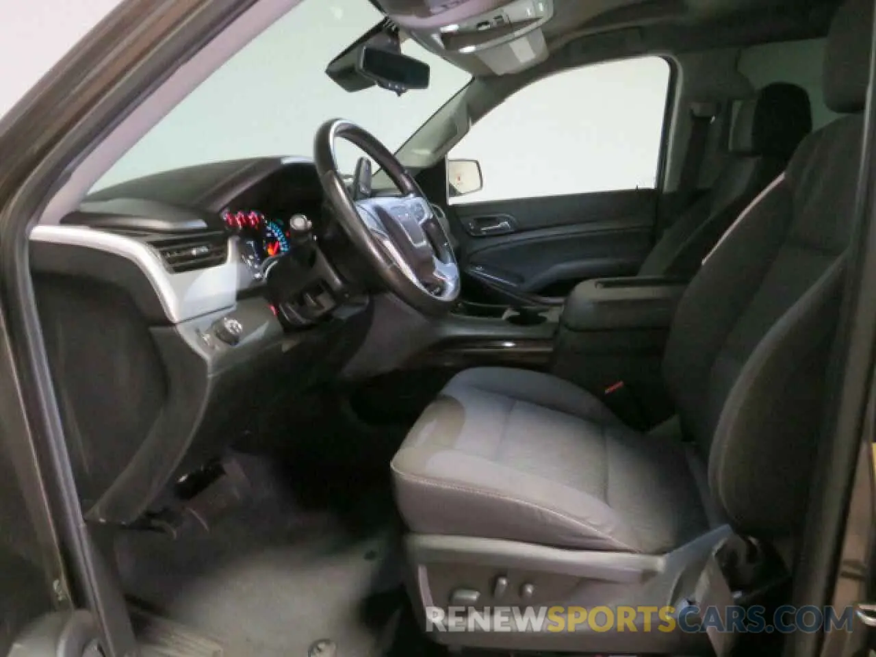 9 fotografías del automóvil dañado 1GKS1AKCXLR154013 GMC YUKON 2020