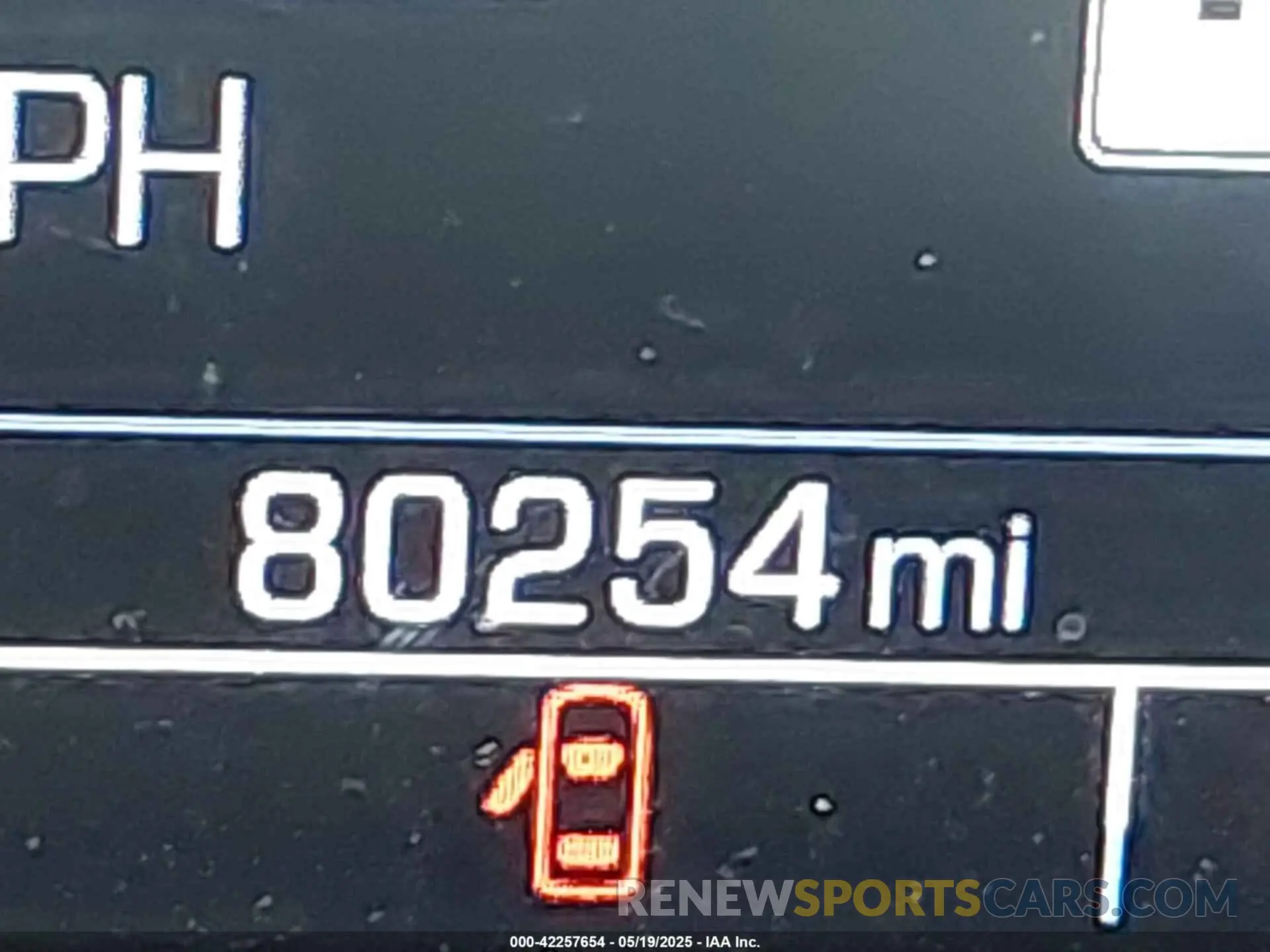 15 fotografías del automóvil dañado 1GKS1BKC3LR170298 GMC YUKON 2020