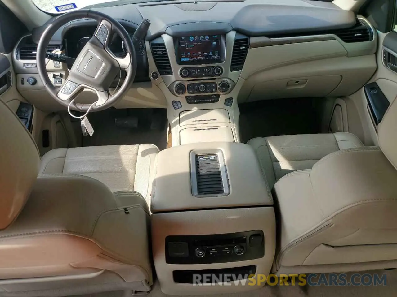 8 fotografías del automóvil dañado 1GKS1CKJ2LR179188 GMC YUKON 2020